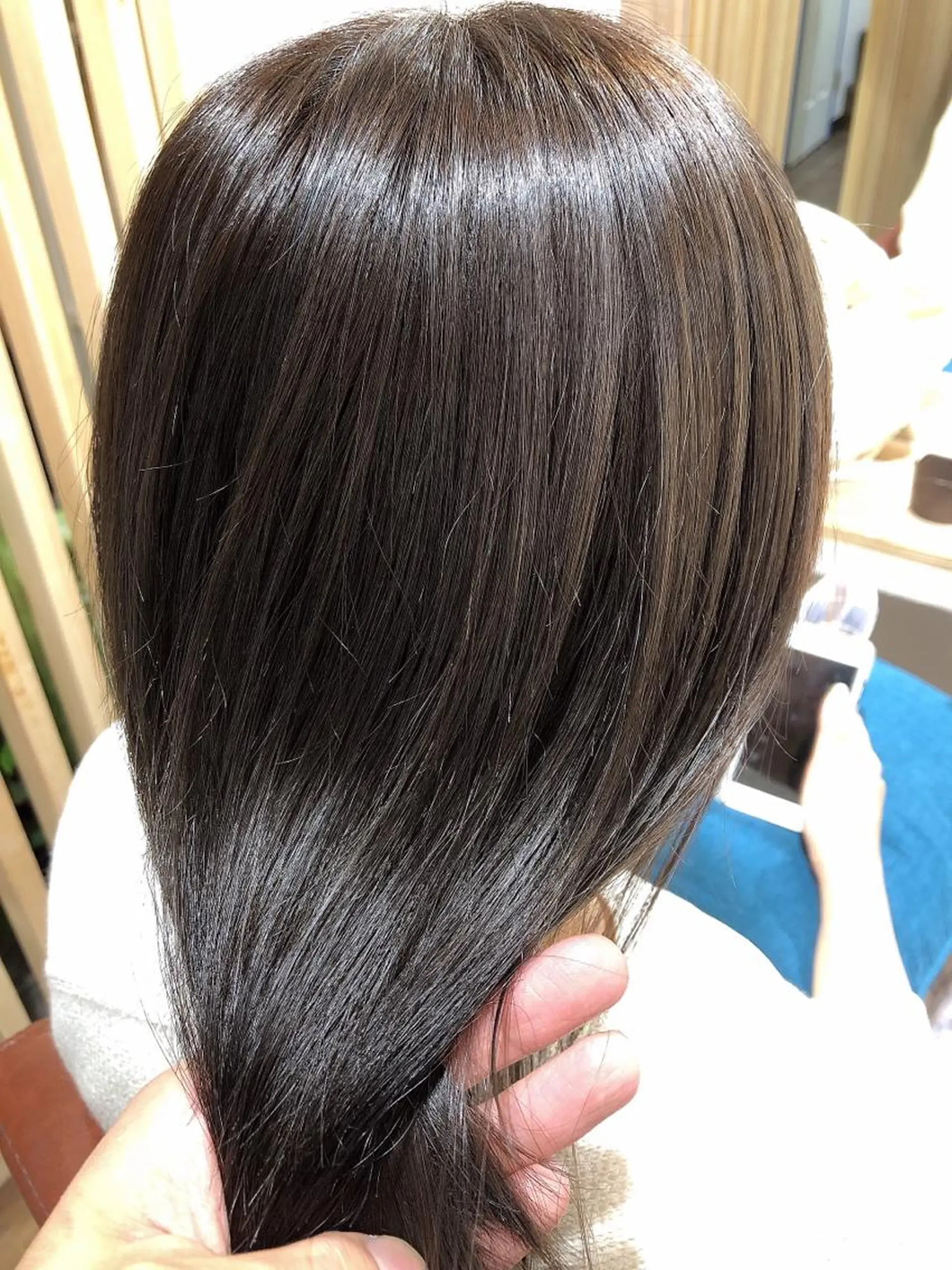 セミロング カラー カット ヘアカラー トリートメント 浦山 和之のヘアスタイル