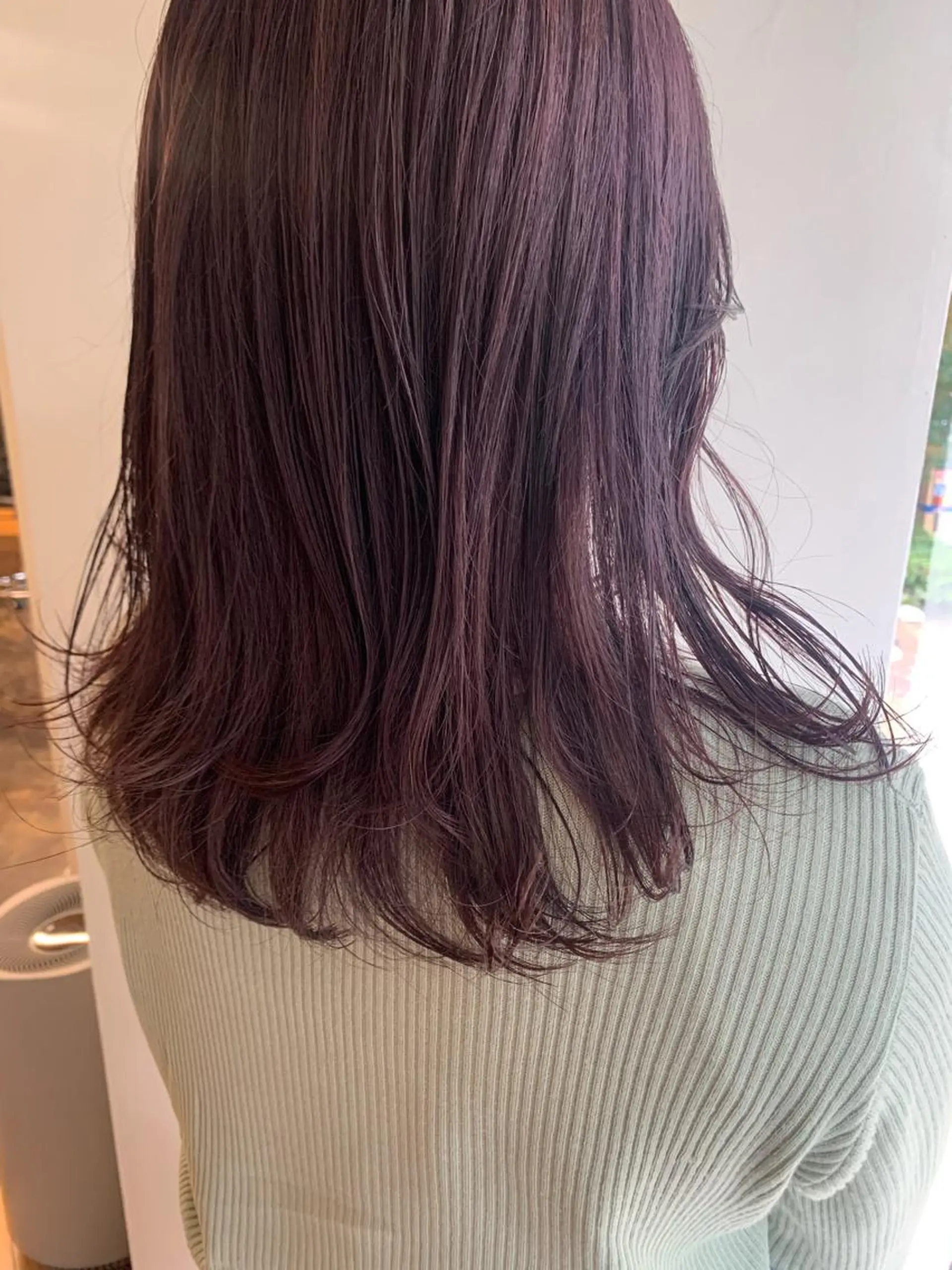 ミディアム カラー ブリーチ yupi🐈‍⬛ レイヤー/パーマのヘアスタイル