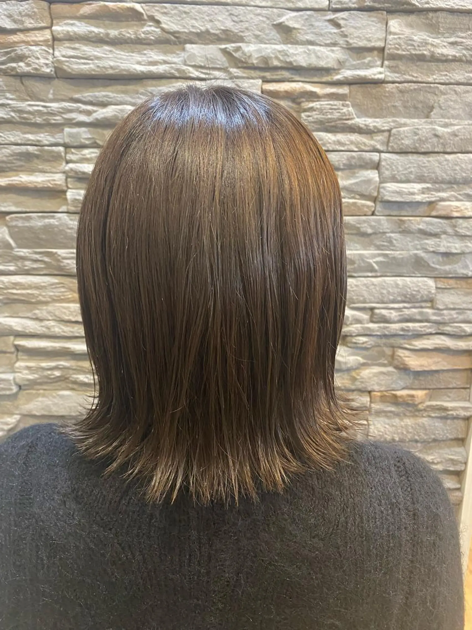 ミディアム 山浦 貴恵のヘアスタイル