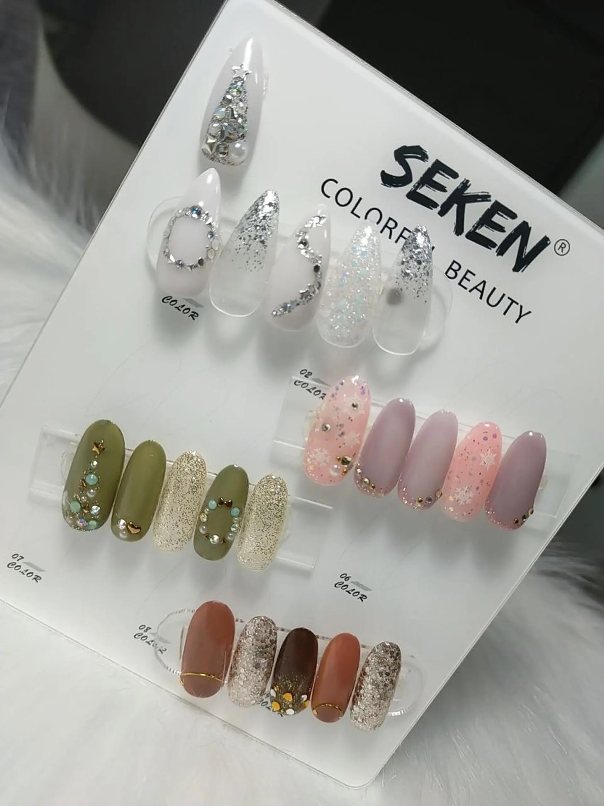 ネイル 冬ネイル クリスマス ハンドネイル 🎀Yumi✨ ミキネイルサロン池袋のネイルデザイン