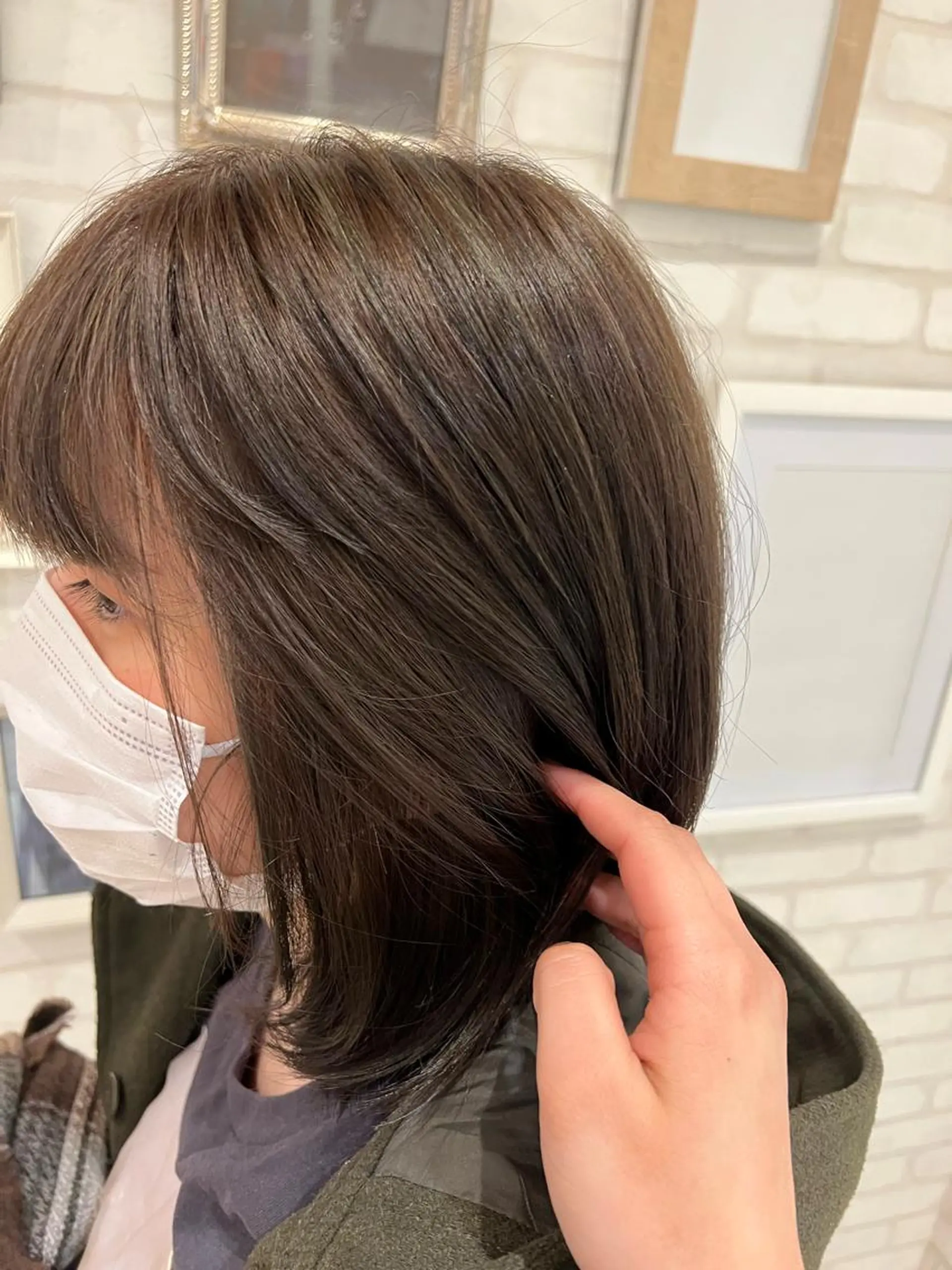 ショート カラー 石崎 真維のヘアスタイル