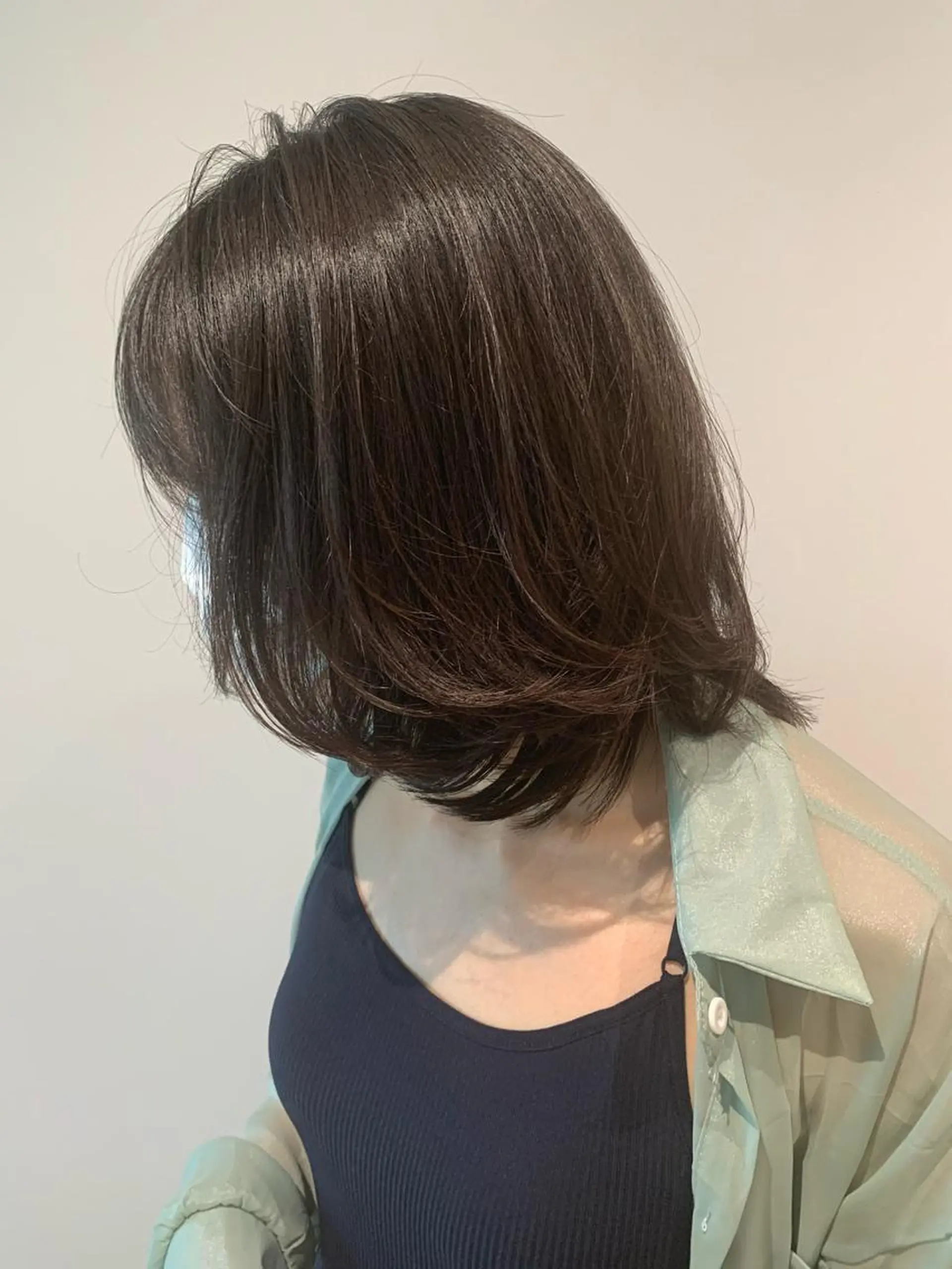 ショート レイヤーカット トリートメント GO TODAY SHAiRE SALON 梅田店所属・透明感カラー/ボブ 今気になること占う人のヘアスタイル