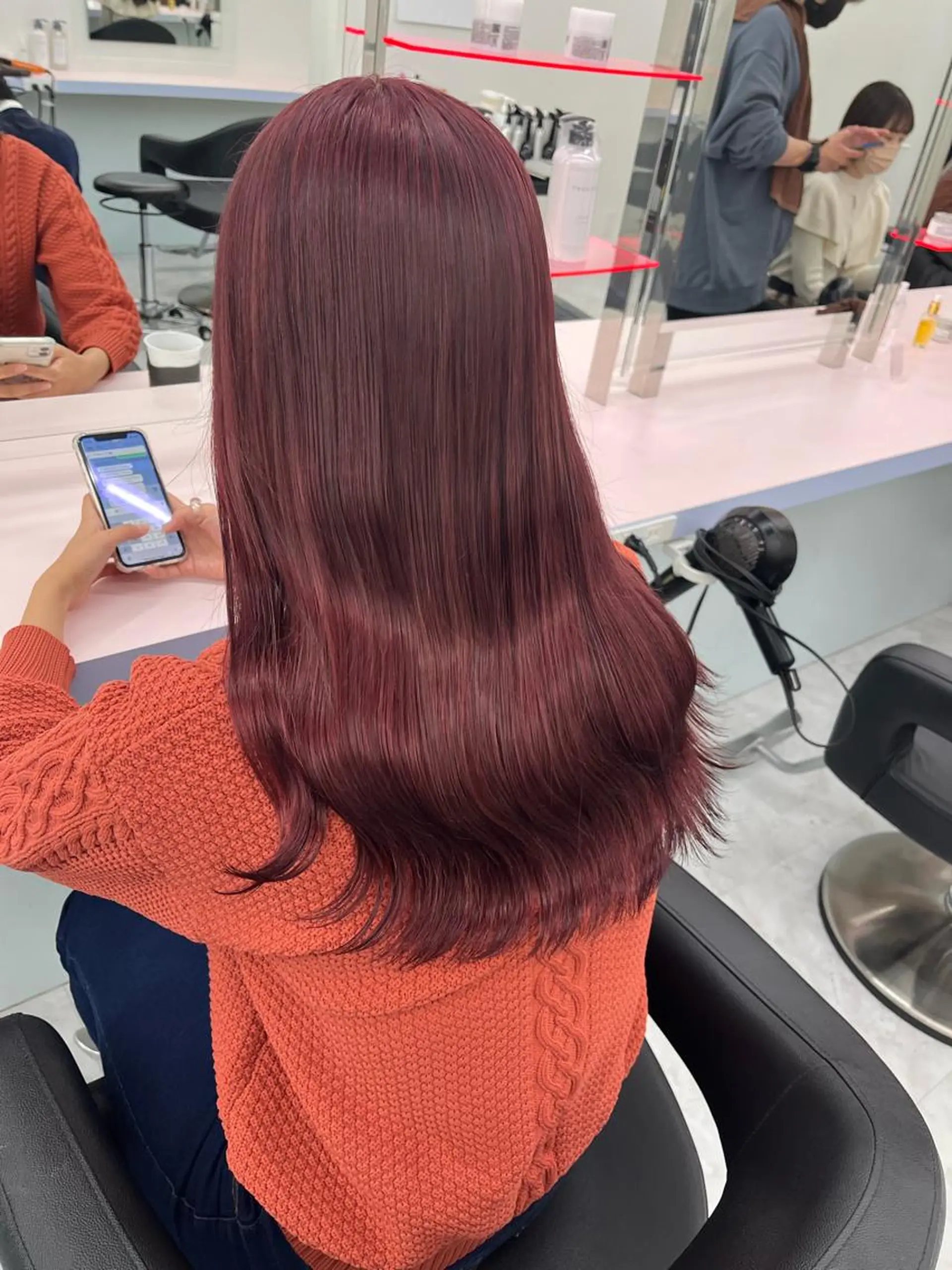 セミロング カラー トレンドレイヤー No.1/KOHEIのヘアスタイル