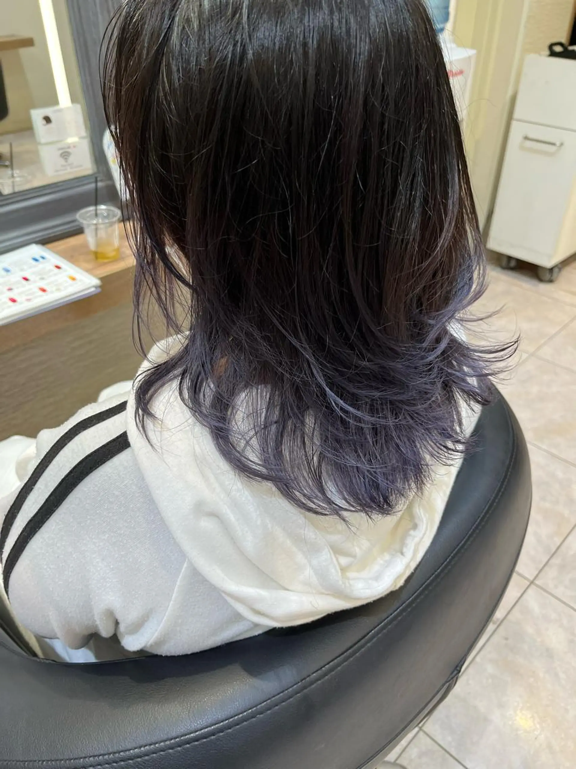 セミロング 🐺ウルフ× ハイトーン🐺MOEのヘアスタイル