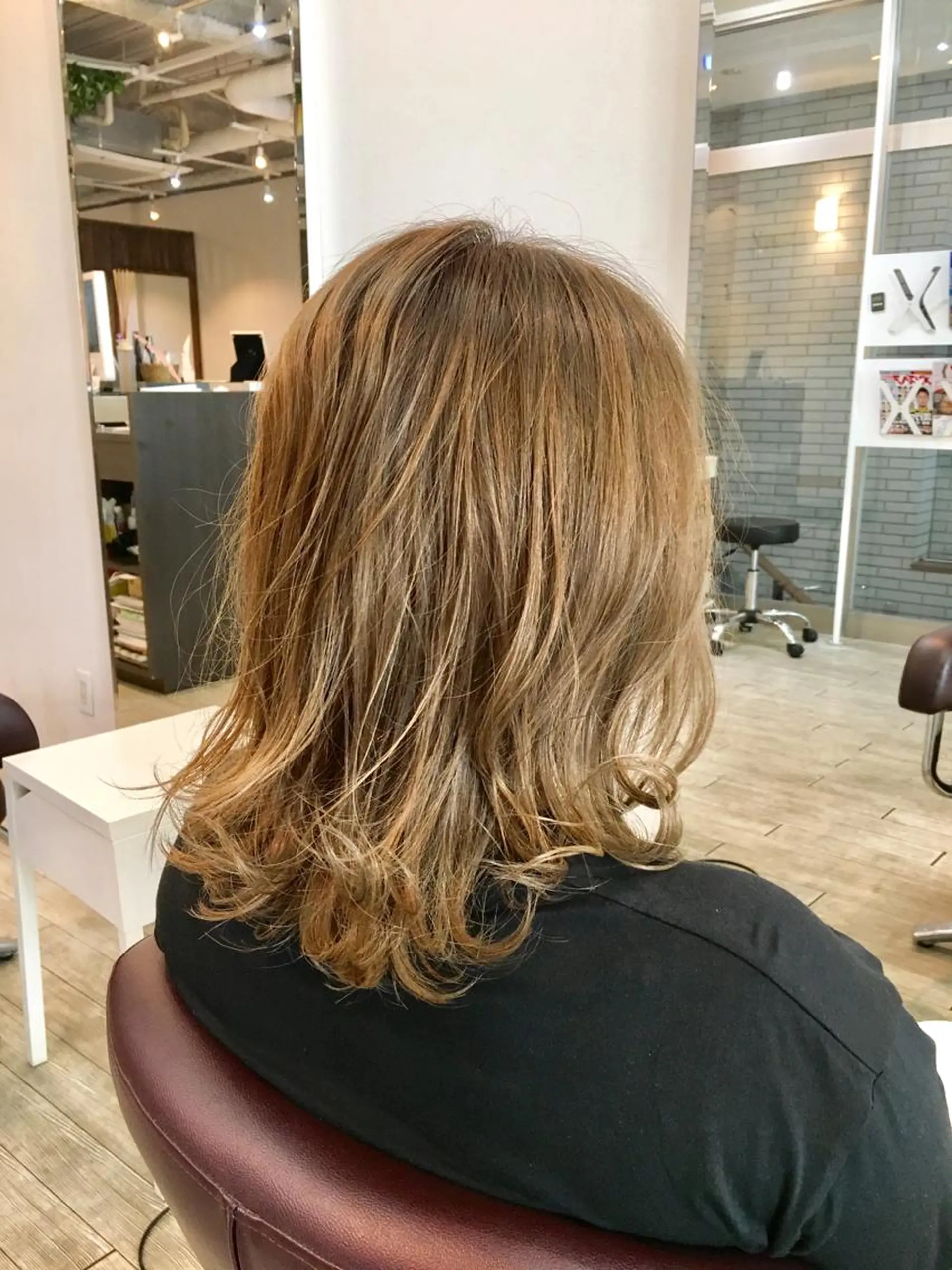 ミディアム カラー アディクシーカラー 中村 よしひでのヘアスタイル