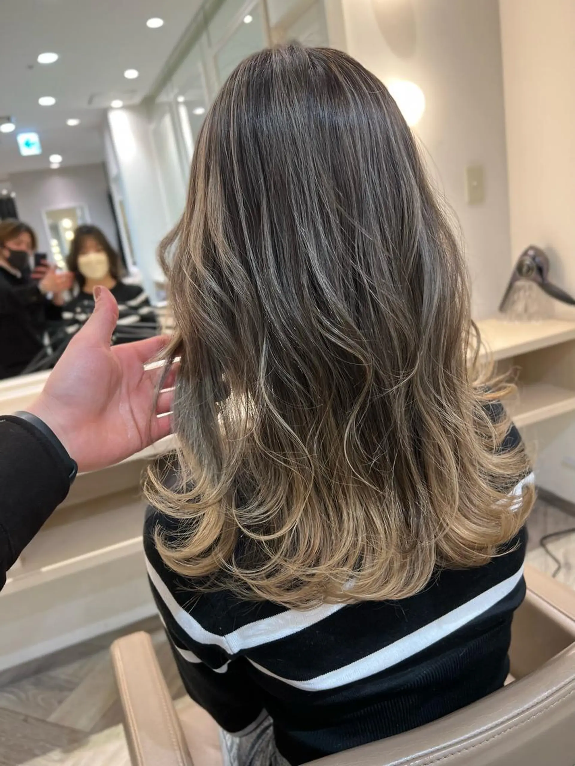 ミディアム 🇺🇸海外デザイン iCON TOKYOのヘアスタイル