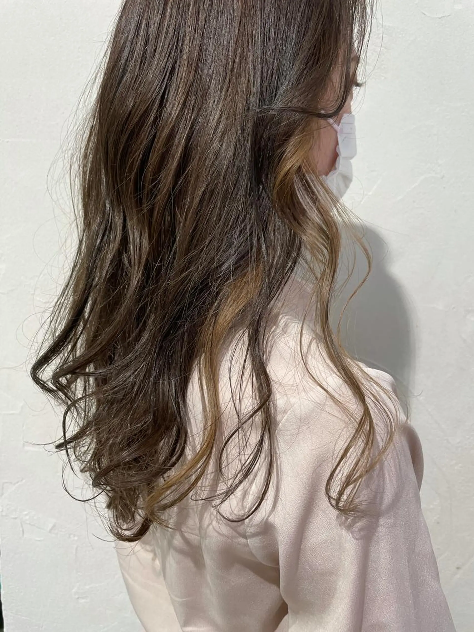 ロング レイヤーカット/ 透明感カラーmikuのヘアスタイル