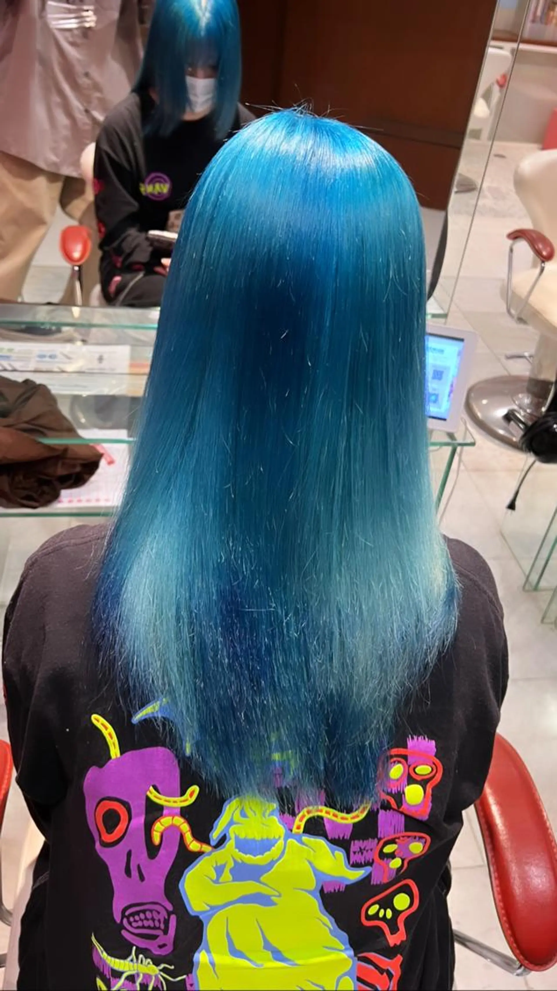 ショート カラー ブリーチ ハイトーンカラー ヘアカラー ⚠️激安ブリーチで 後悔してる方へ⚠️のヘアスタイル