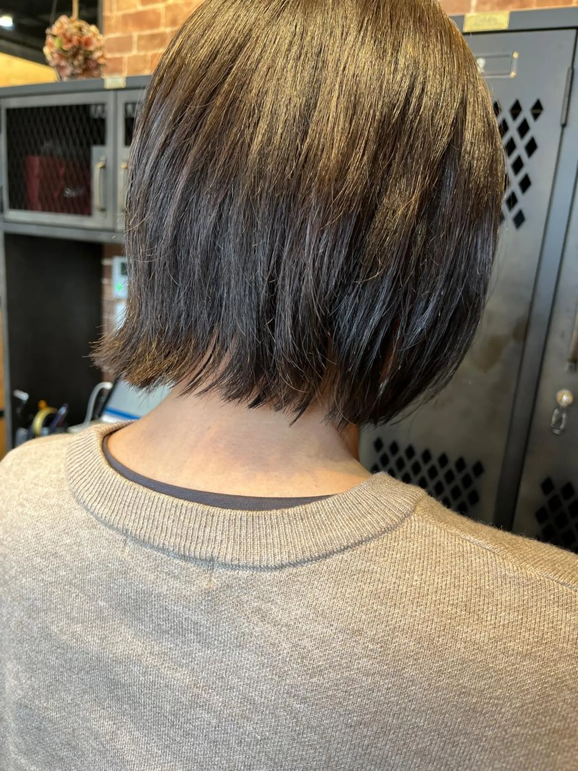 ミディアム カラー パーマ ヘアアレンジ メンズ キッズ ネイル マツエク・マツパ アイブロウ メンズブリーチ メンズハイライト メンズインナーカラー メンズ韓国風 ブリーチ 久木原 ゆりのヘアスタイル