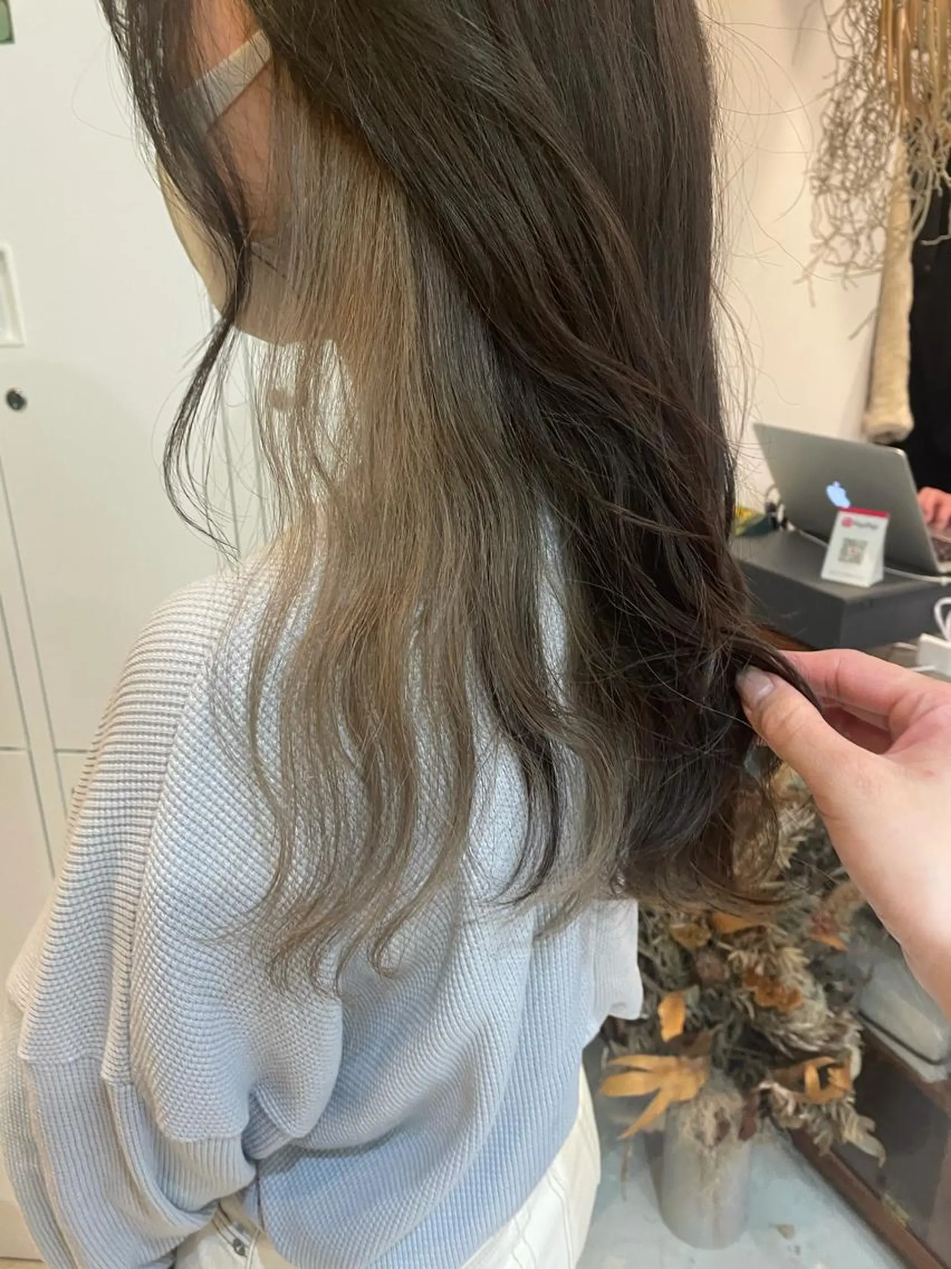 ロング カラー インナーカラー ラベンダーカラー ラベンダーグレー 中目黒🌼 🌼ハナのヘアスタイル