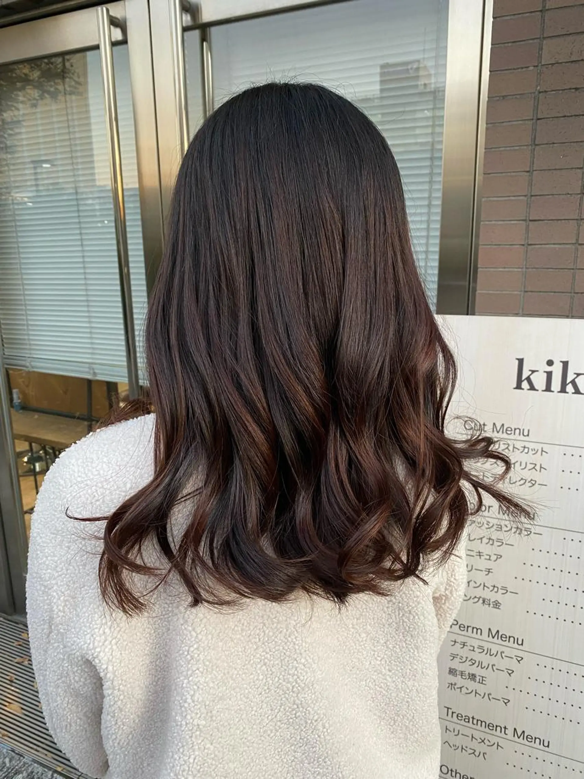 セミロング ELEN 新百合ヶ丘のヘアスタイル