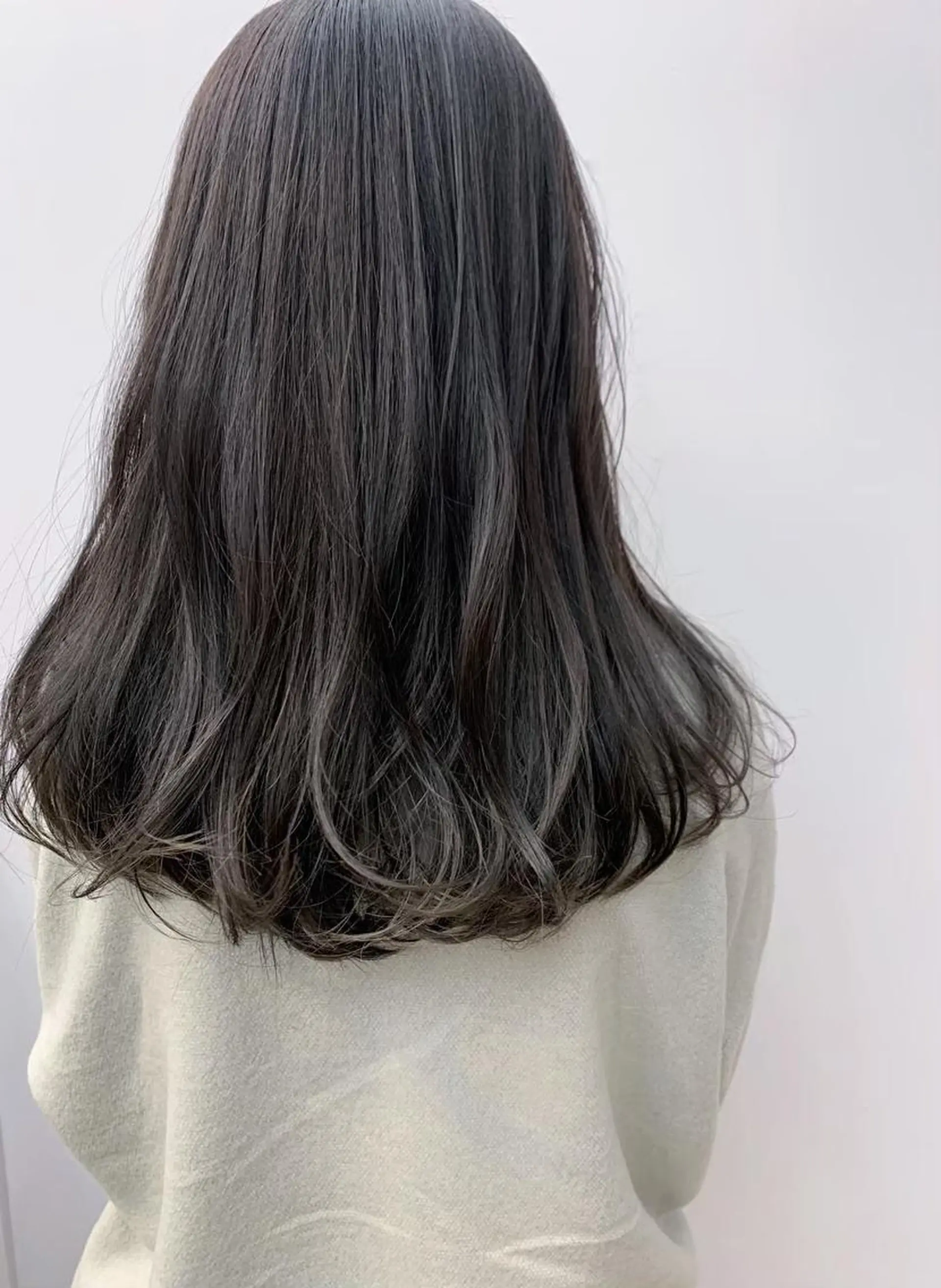 セミロング ヘアアレンジ パーマ カラー 黒髪 イルミナカラー デート N° +aero 横浜のヘアスタイル