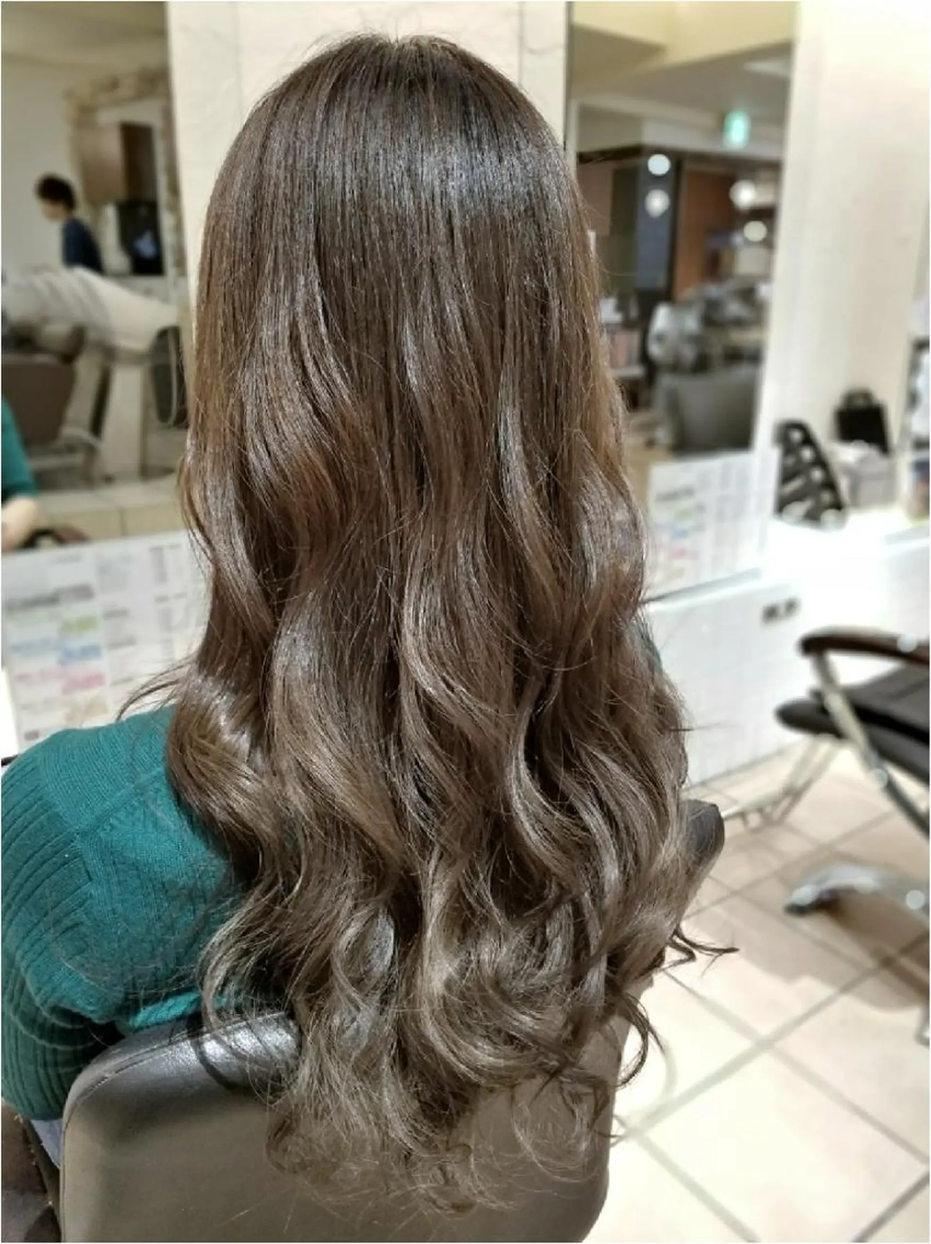 ロング カラー ヘアアレンジ グレージュ 【髪質改善美容師】t occa茨木篠原健太のヘアスタイル
