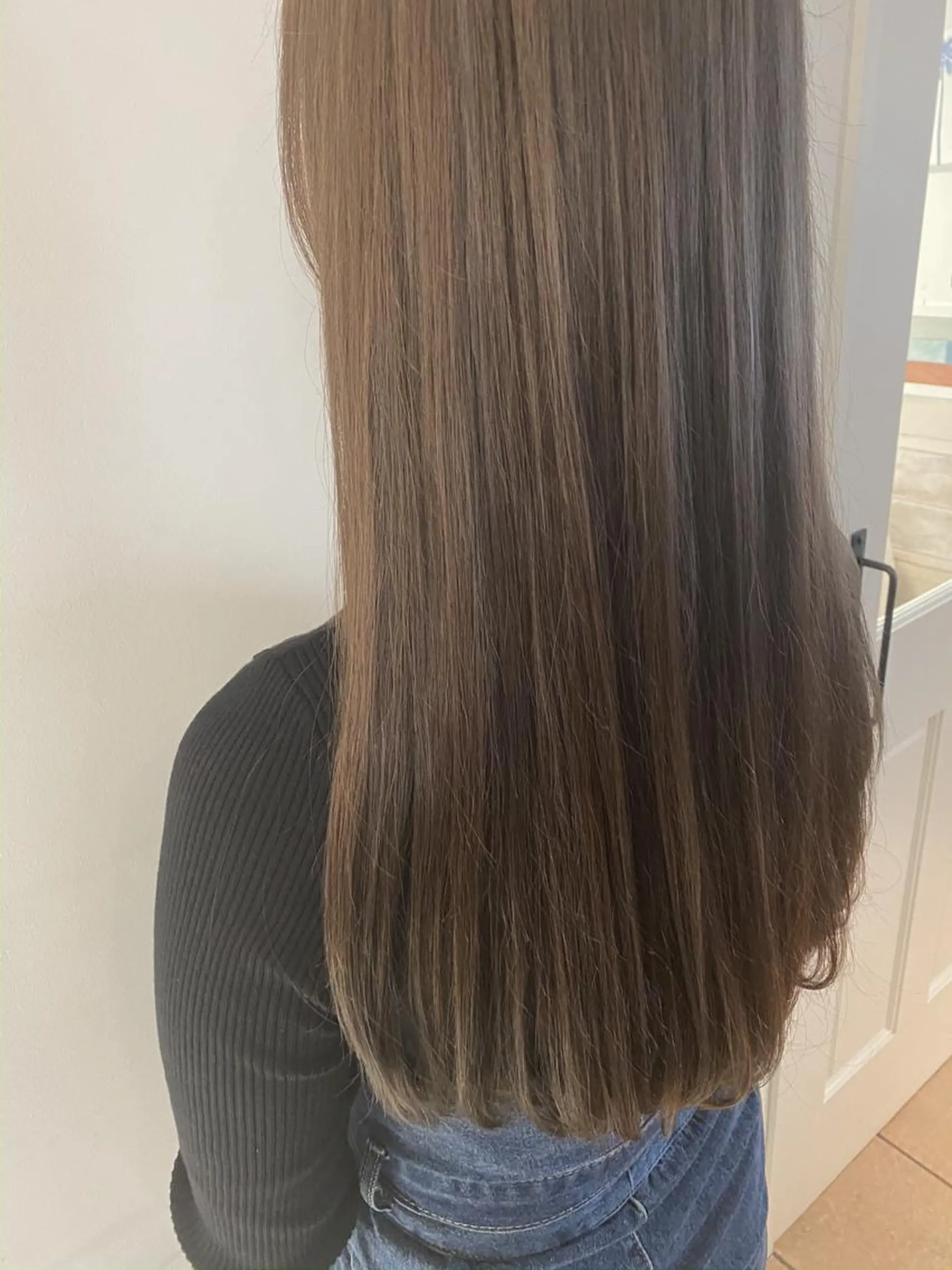 ロング カラー ベージュカラー ブリーチ ブリーチなしカラー カット ヘアカラー トリートメント 韓国hair ·͜· watanabeのヘアスタイル