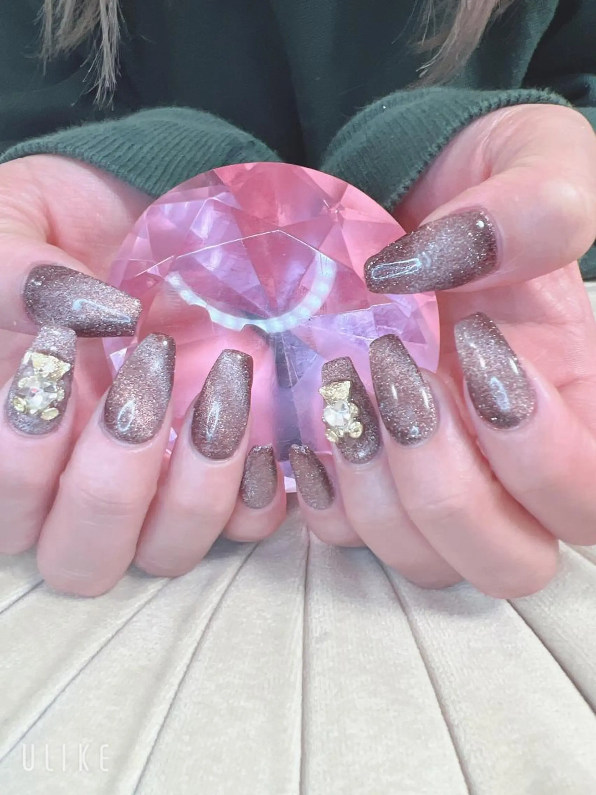 ネイル マグネットネイル ハンドネイル Toujours所属・山崎 美姫のネイルデザイン