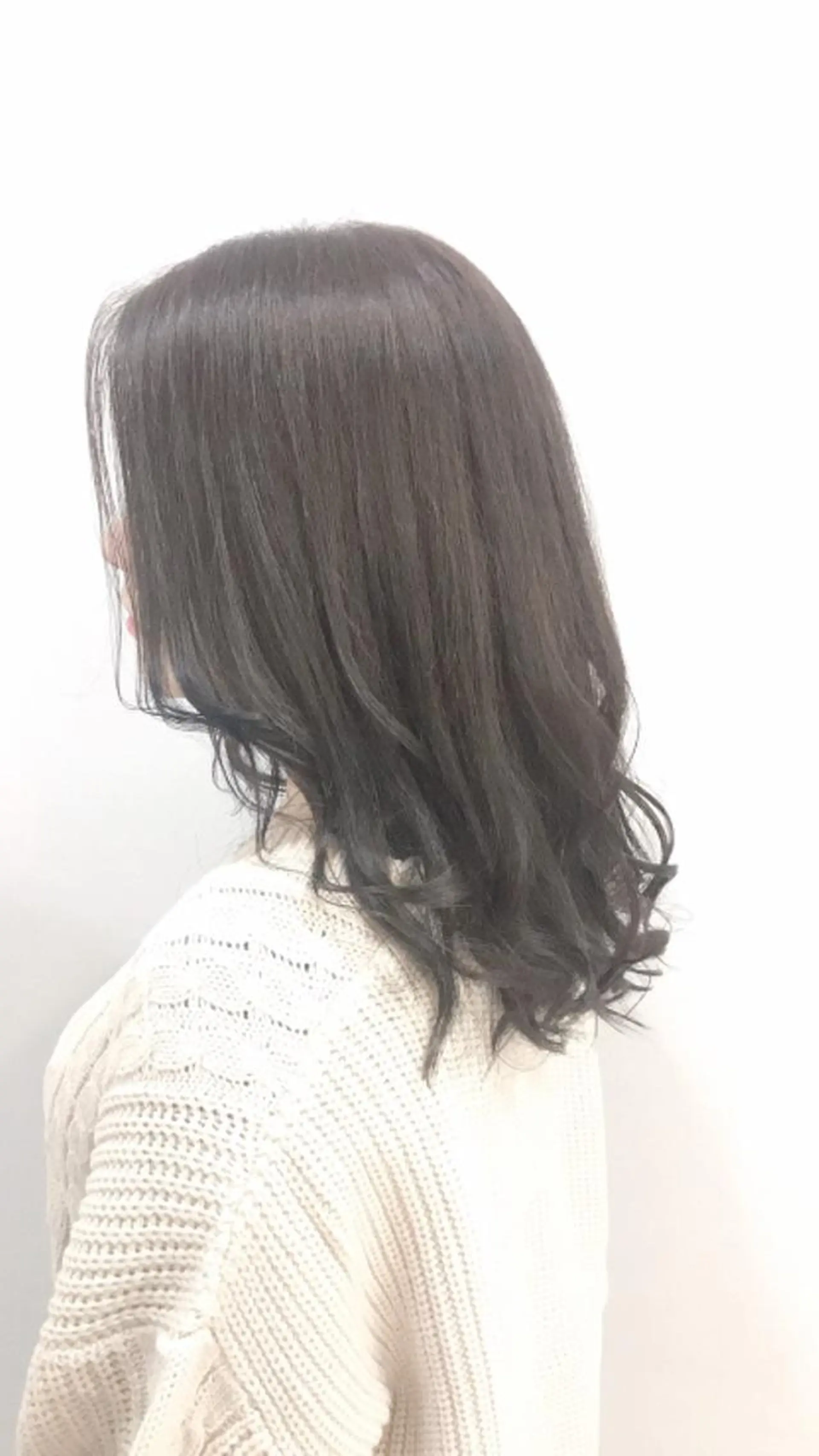 セミロング パーマ カット ヘアカラー コウスケ rebornのヘアスタイル