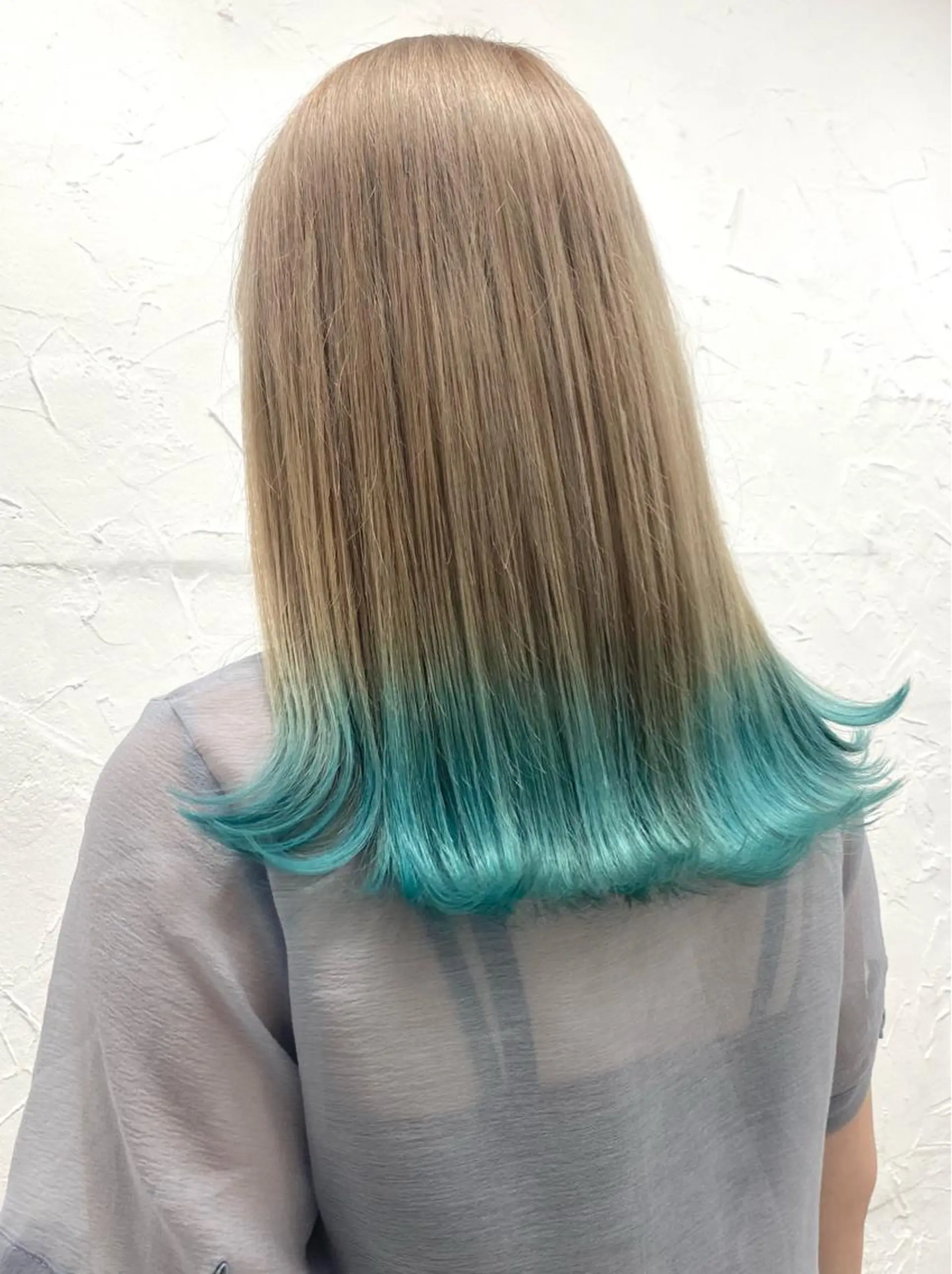 ミディアム カラー バレイヤージュ ミストバング ベージュカラー 黒髪 ブリーチ 脱！黒髪 ダブルカラー【上野】のヘアスタイル