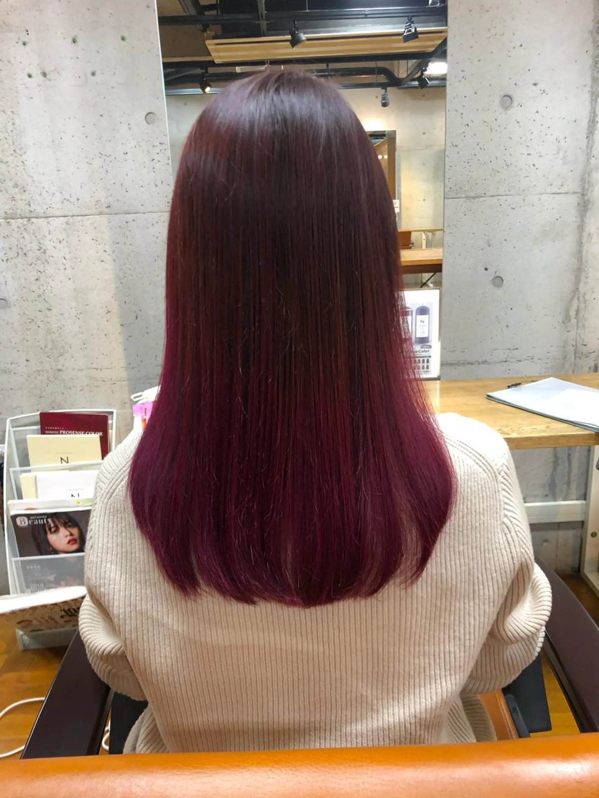 セミロング カラー セミロングパーマ バレイヤージュ ブリーチ ケアブリーチ ダブルカラー 髪質改善 🐶とっくんのヘアスタイル