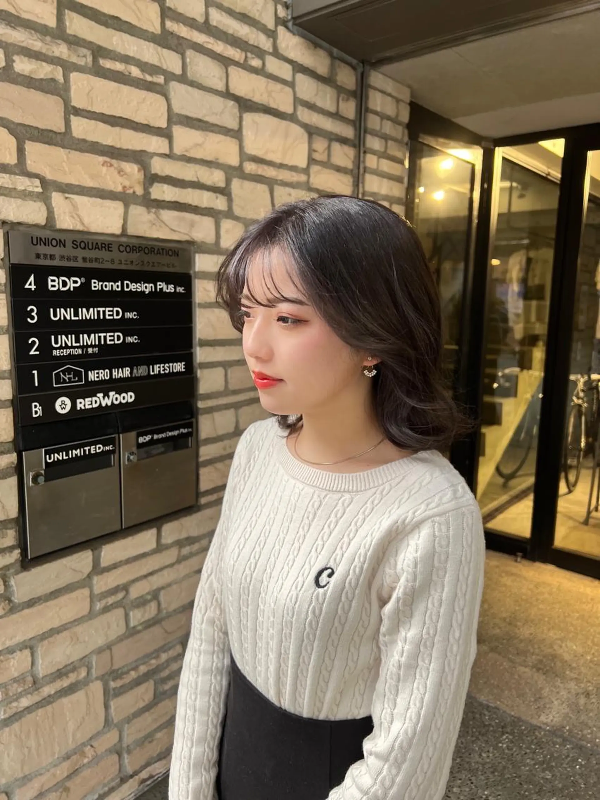 ミディアム カラー 透明感カラー グレージュ NERO 松井 隆人のヘアスタイル