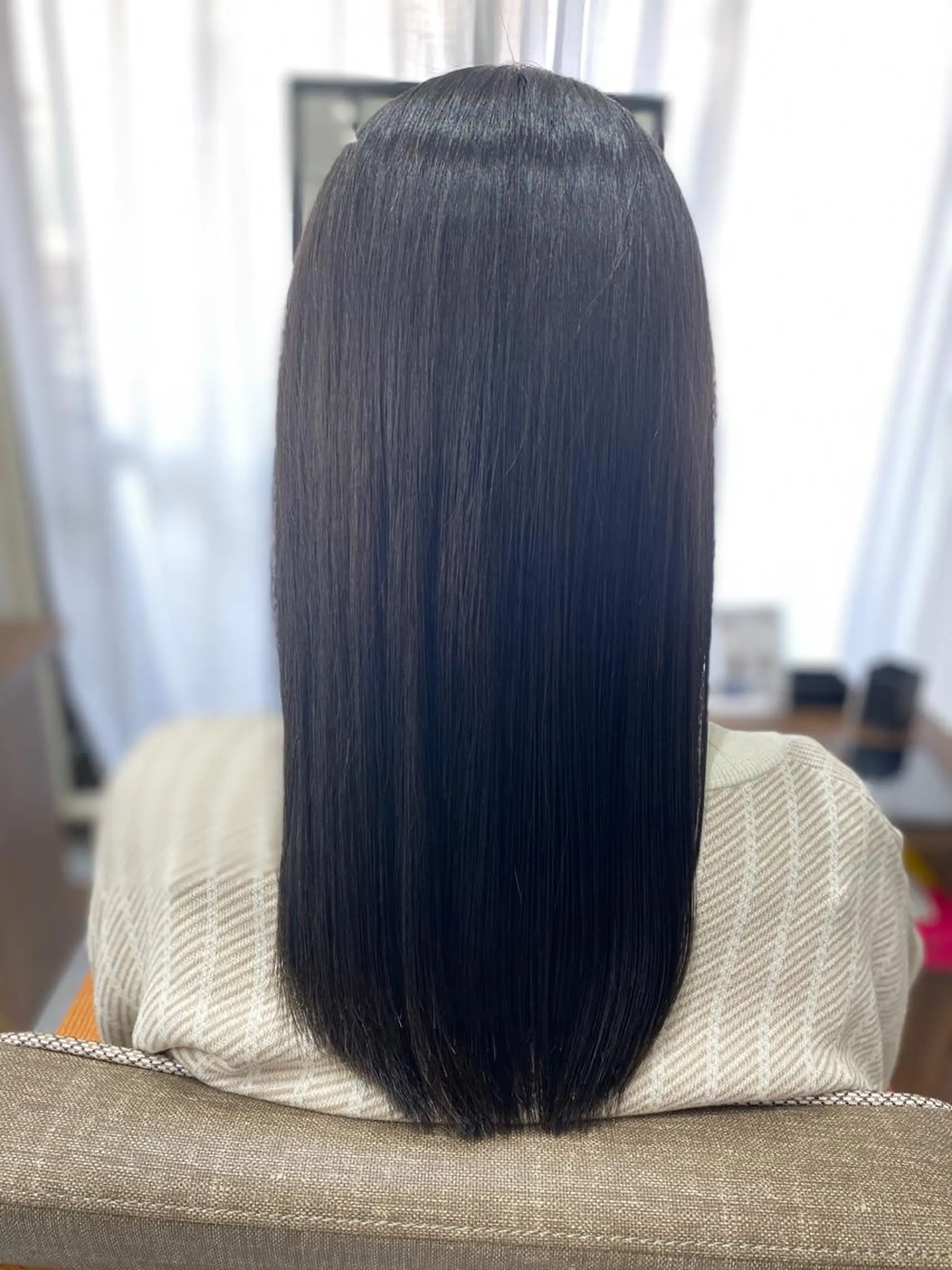 セミロング カット ヘアカラー 縮毛矯正 へんみ みかのヘアスタイル