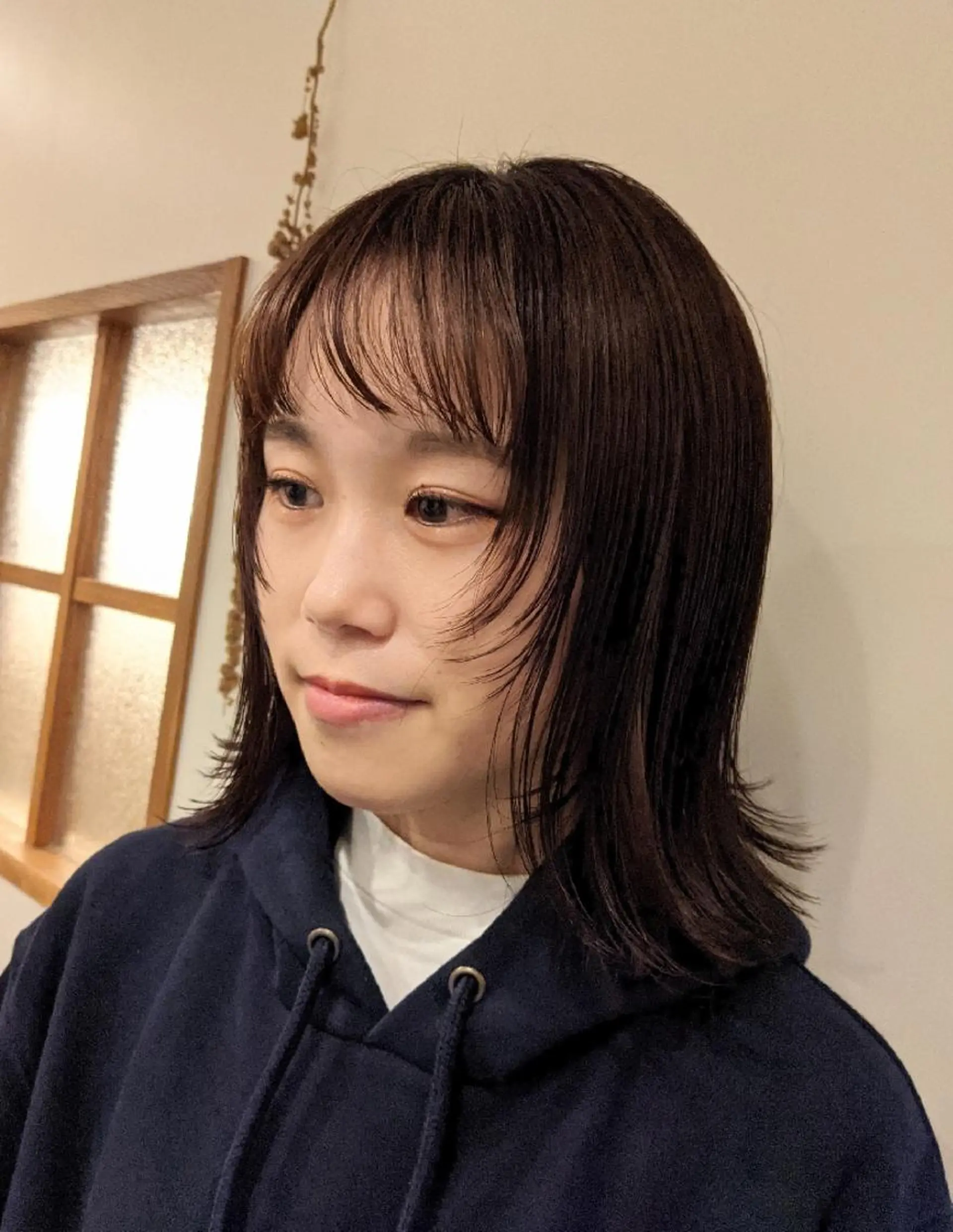 ミディアム ボブ 顔周りカット マエハラ ナナのヘアスタイル