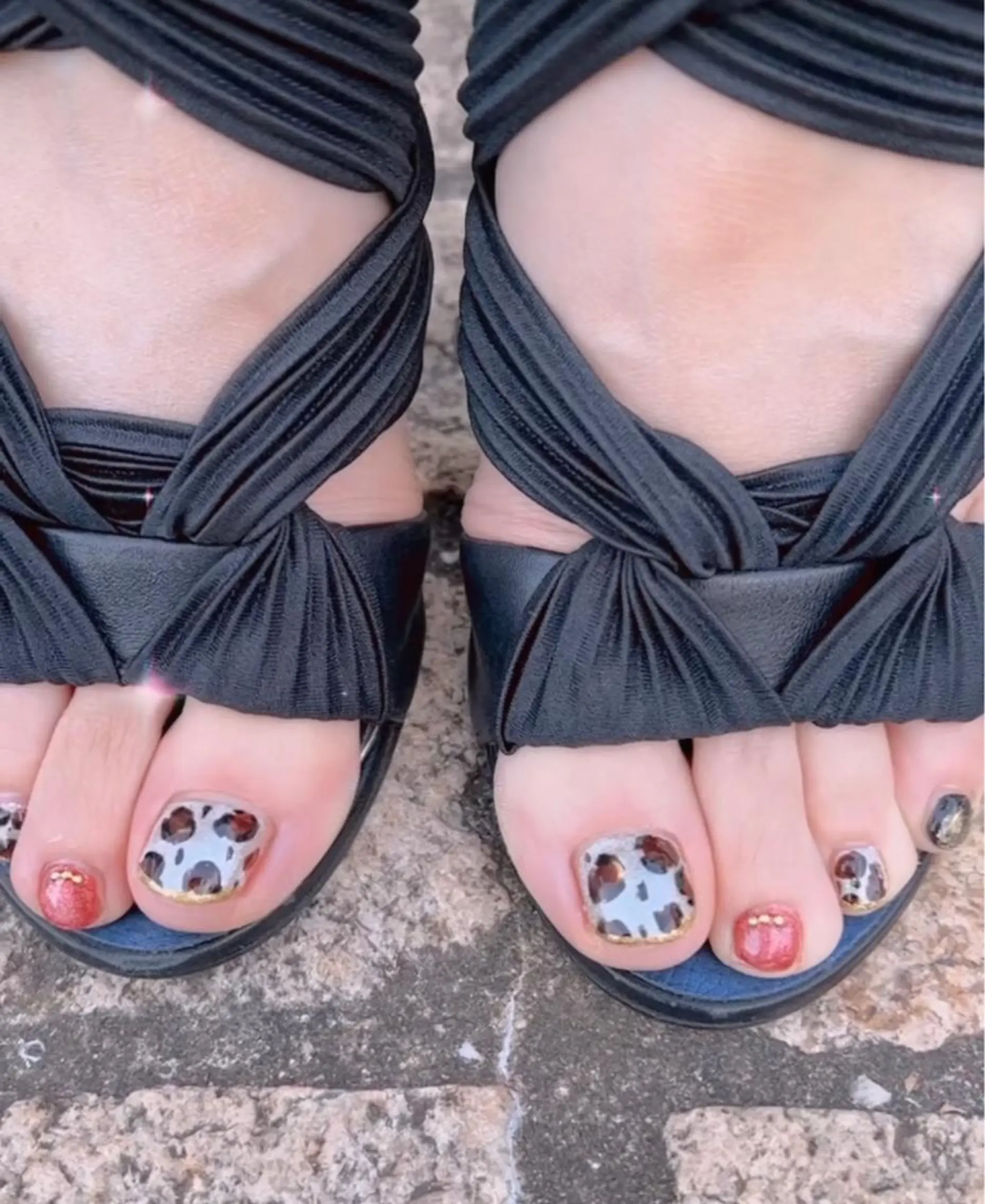 カラー ネイル フットネイル ecru エクリュのネイルデザイン