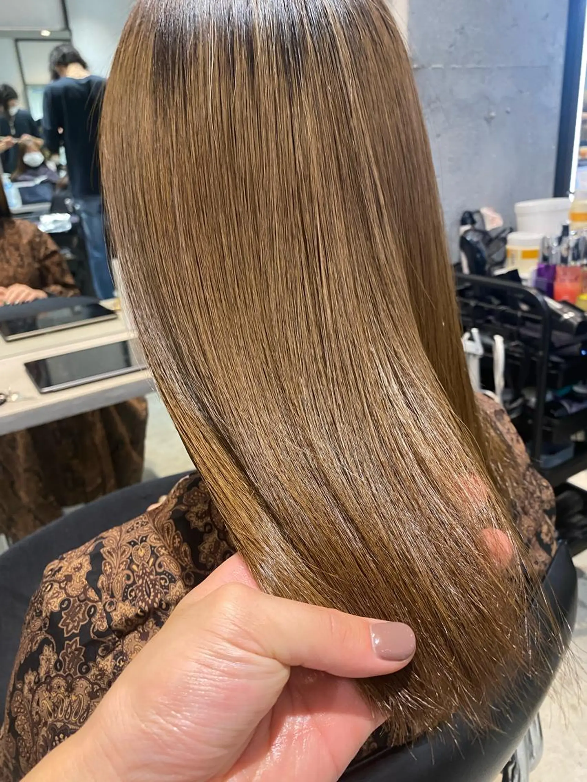 セミロング 髪質改善/縮毛矯正 レイヤー/松川匠のヘアスタイル