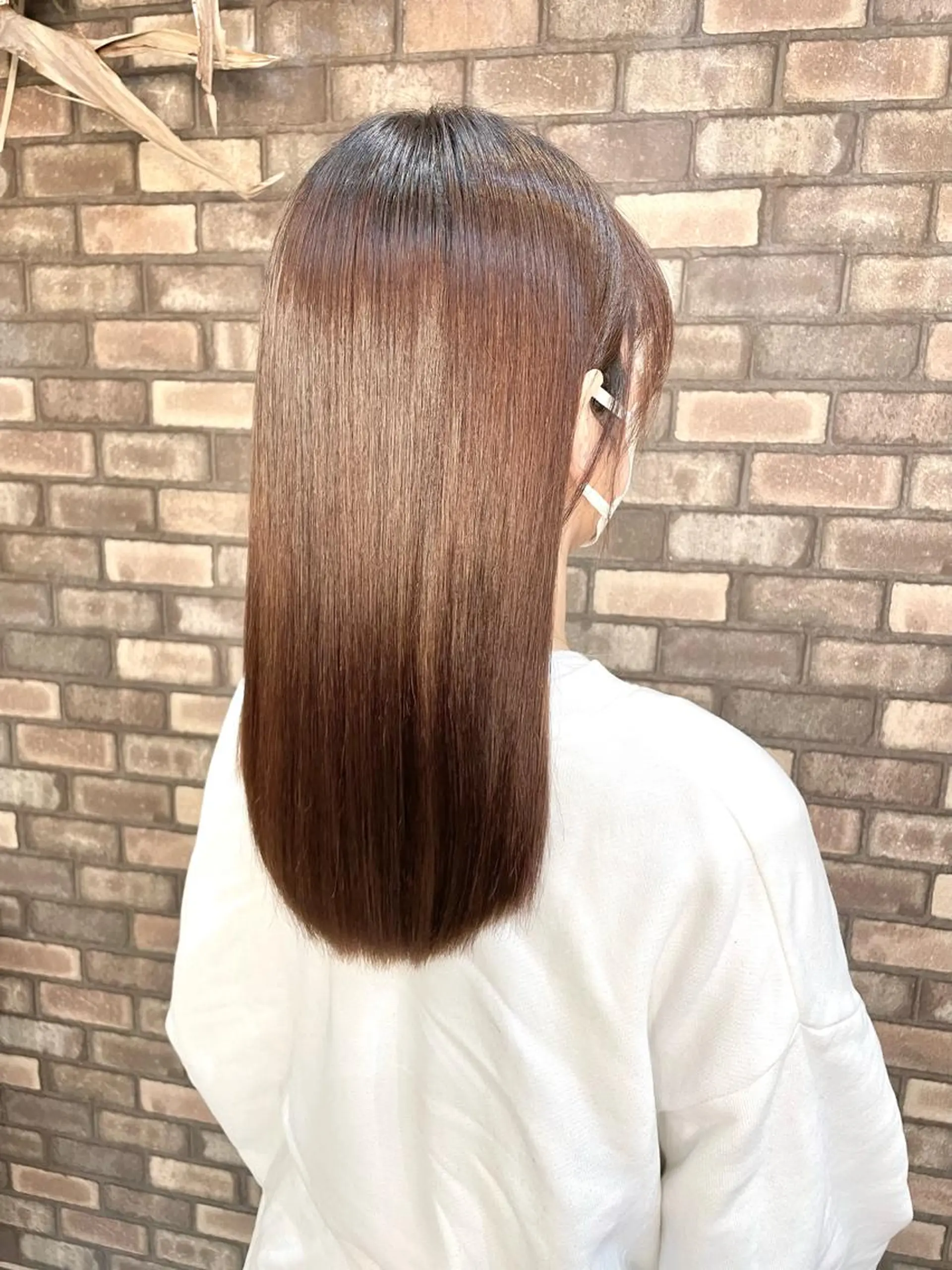 セミロング 縮毛矯正 🔷ブリーチバレイヤ ージュ🔷飯野達也のヘアスタイル