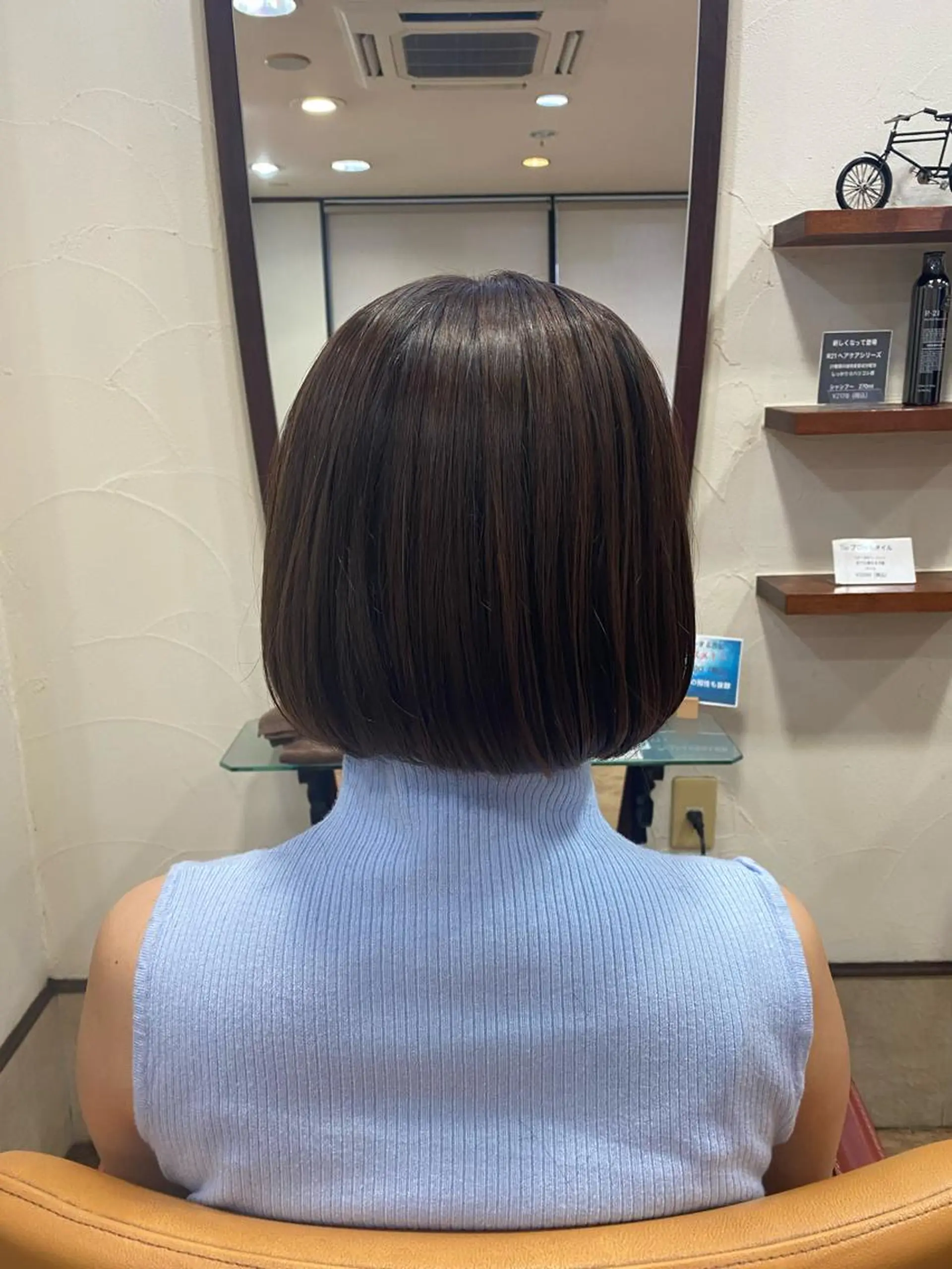 ショート カラー ベージュカラー ブラウンカラー グレージュ サプリームヘア 飯田みち瑠のヘアスタイル