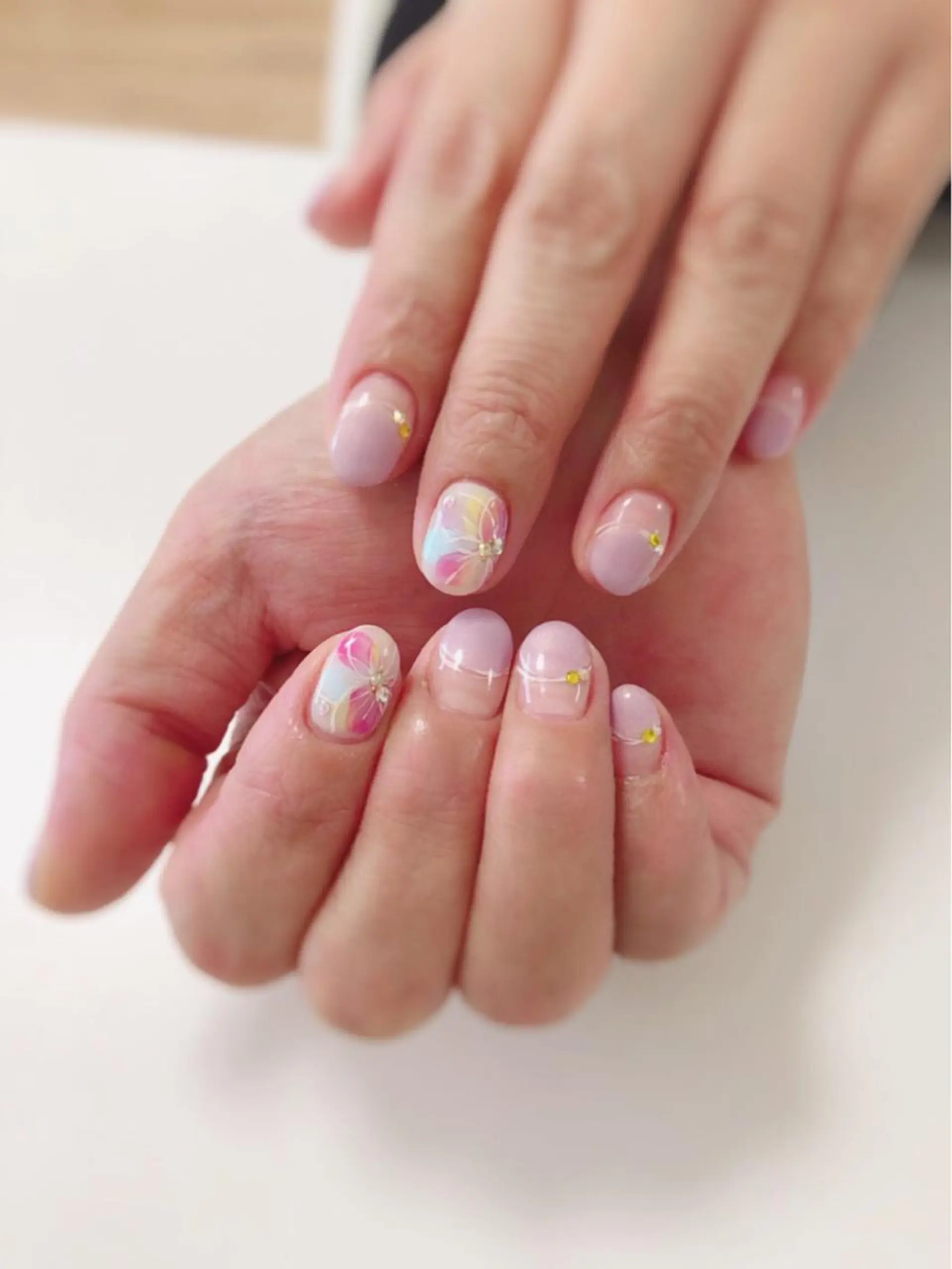 ネイル アートネイル 長さ出し フットネイル グリーン ニュアンスネイル Lily Roseスタッフ一同のマツエク・マツパデザイン