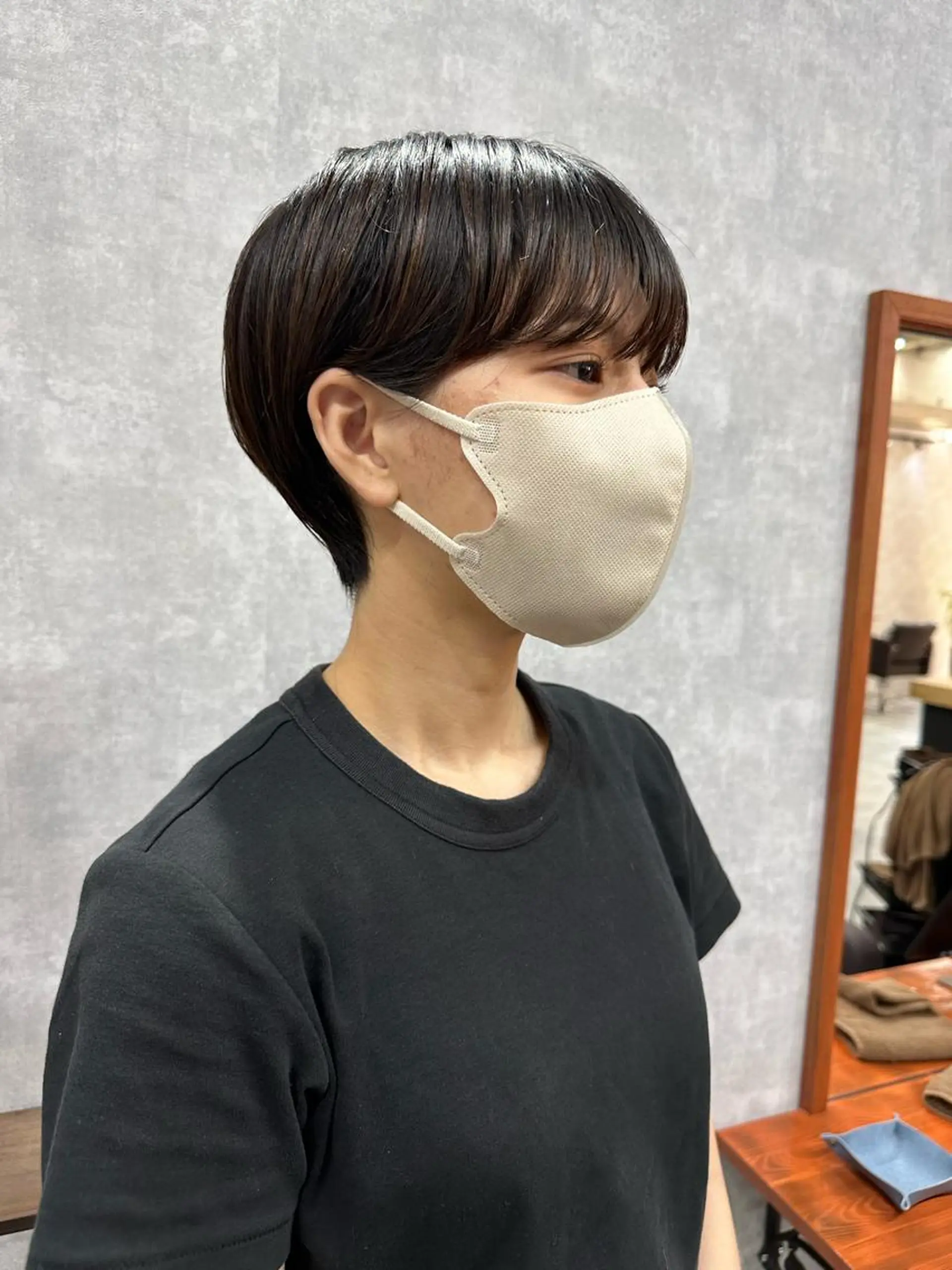 ショート 切りっぱなしボブ ショートボブ ハンサムショート 丸みショート アッシュ モテ髪/ボブ/ショー ト/アダチフウトのヘアスタイル