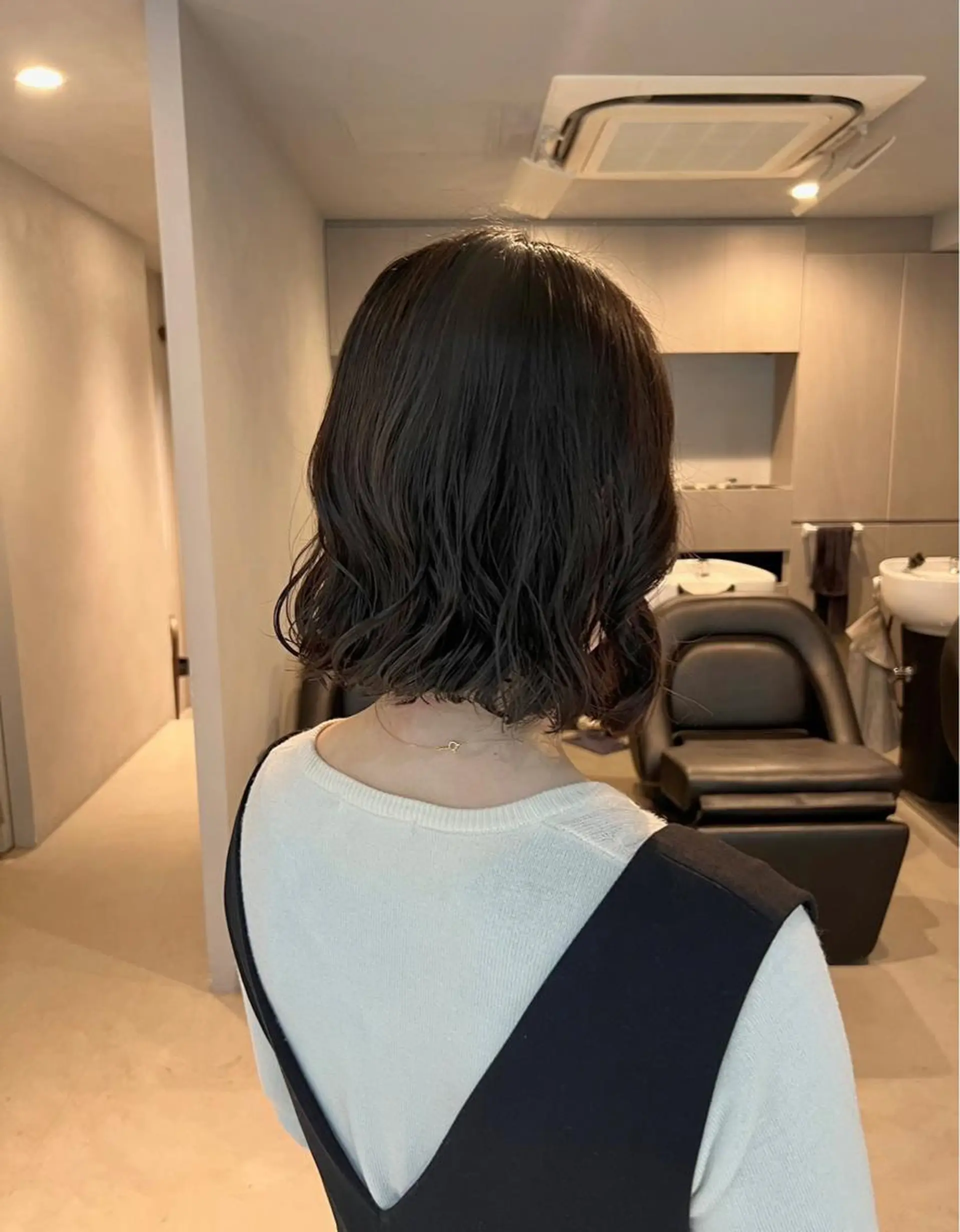 ショート カラー パーマ akane/ボブ /オリーブベージュのヘアスタイル