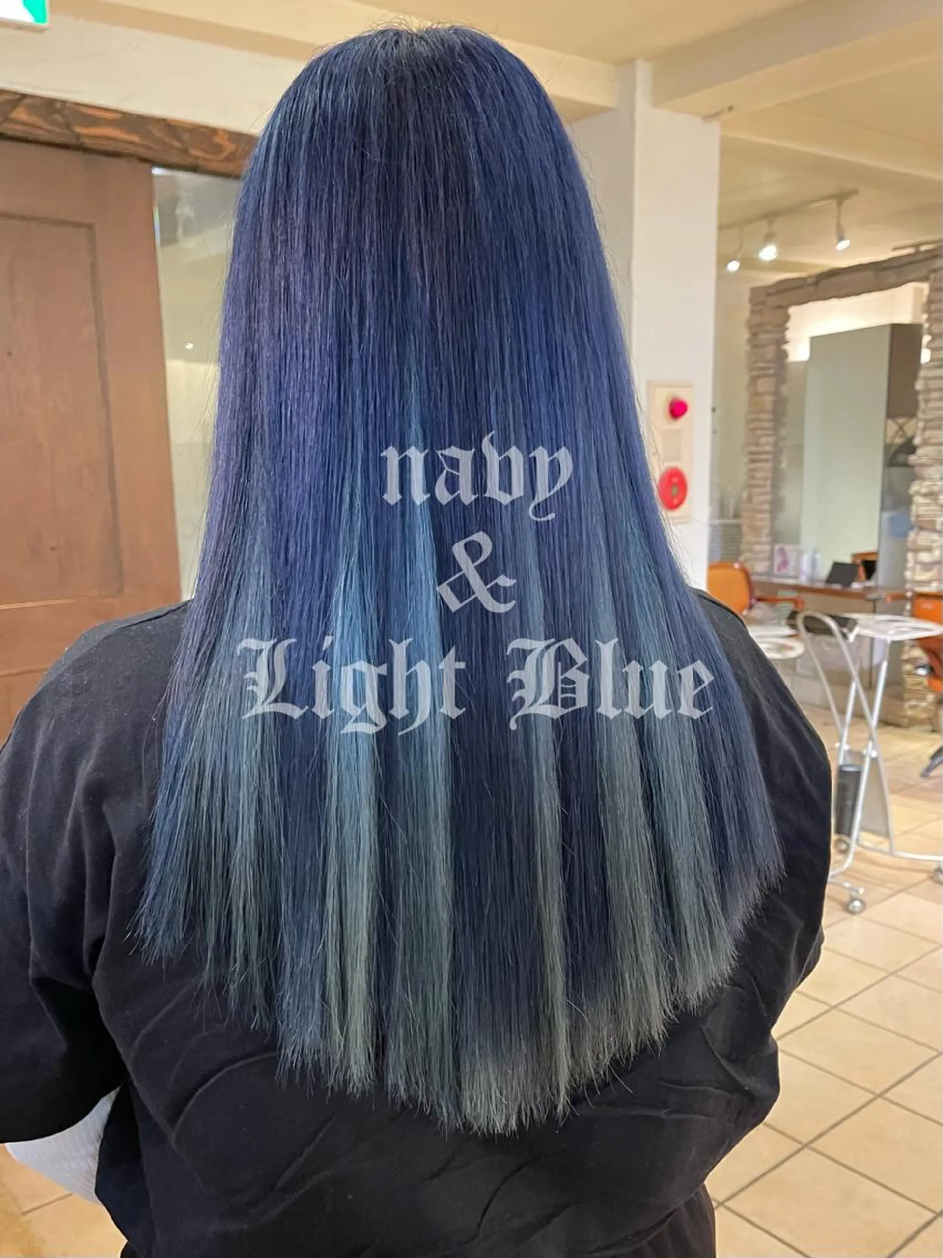 セミロング カラー ネイビーカラー カット ヘアカラー トリートメント 海外レイヤー/ レイヤーカット/和田のヘアスタイル