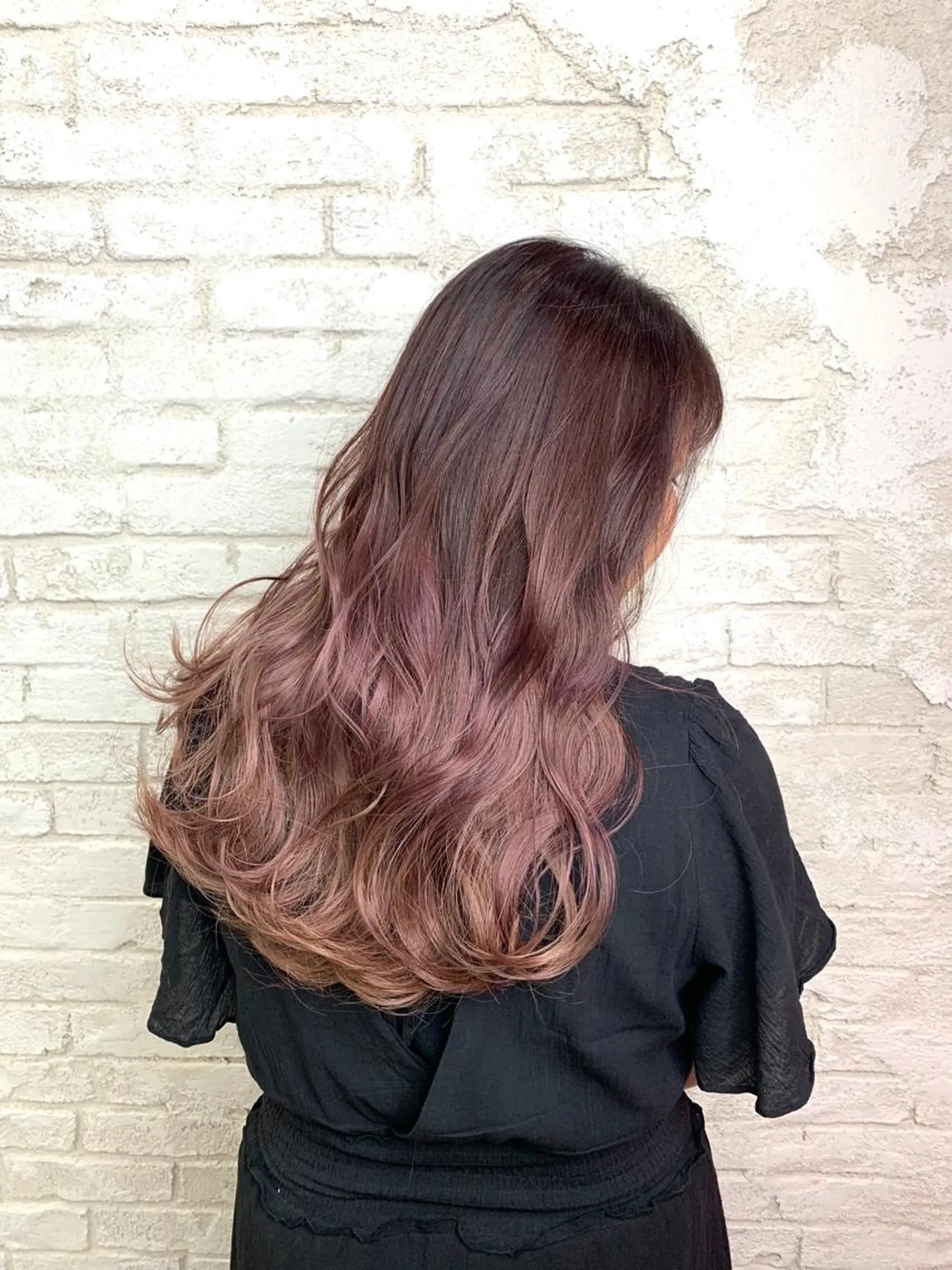 セミロング カラー グラデーションカラー イルミナカラー ピンクカラー ヘアカラー ヘアセット 韓国ヘア✨グレージュ カラーasamiのヘアスタイル