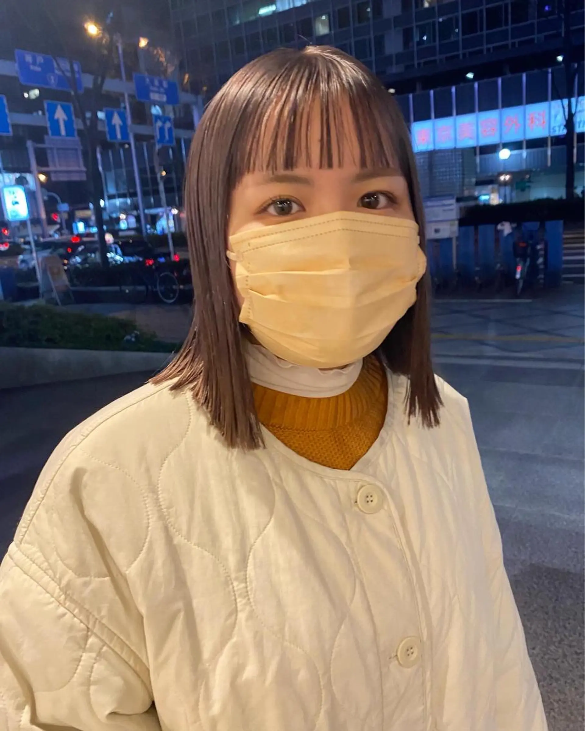 ミディアム デザインカラー/ボブ ブリーチカラー/ユリのヘアスタイル