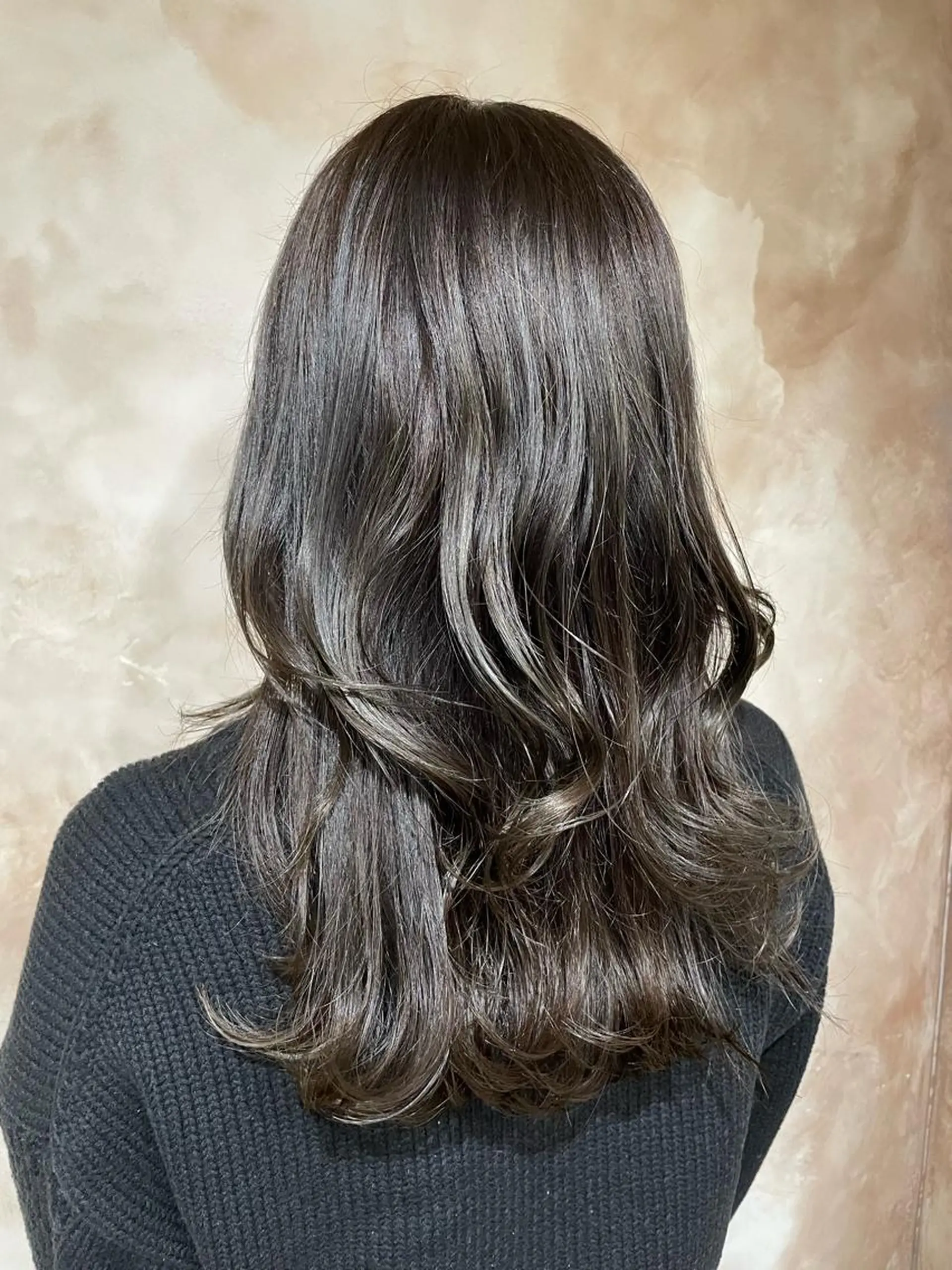 セミロング レイヤーカット MIKU ナチュラルヘア✂️✨のヘアスタイル