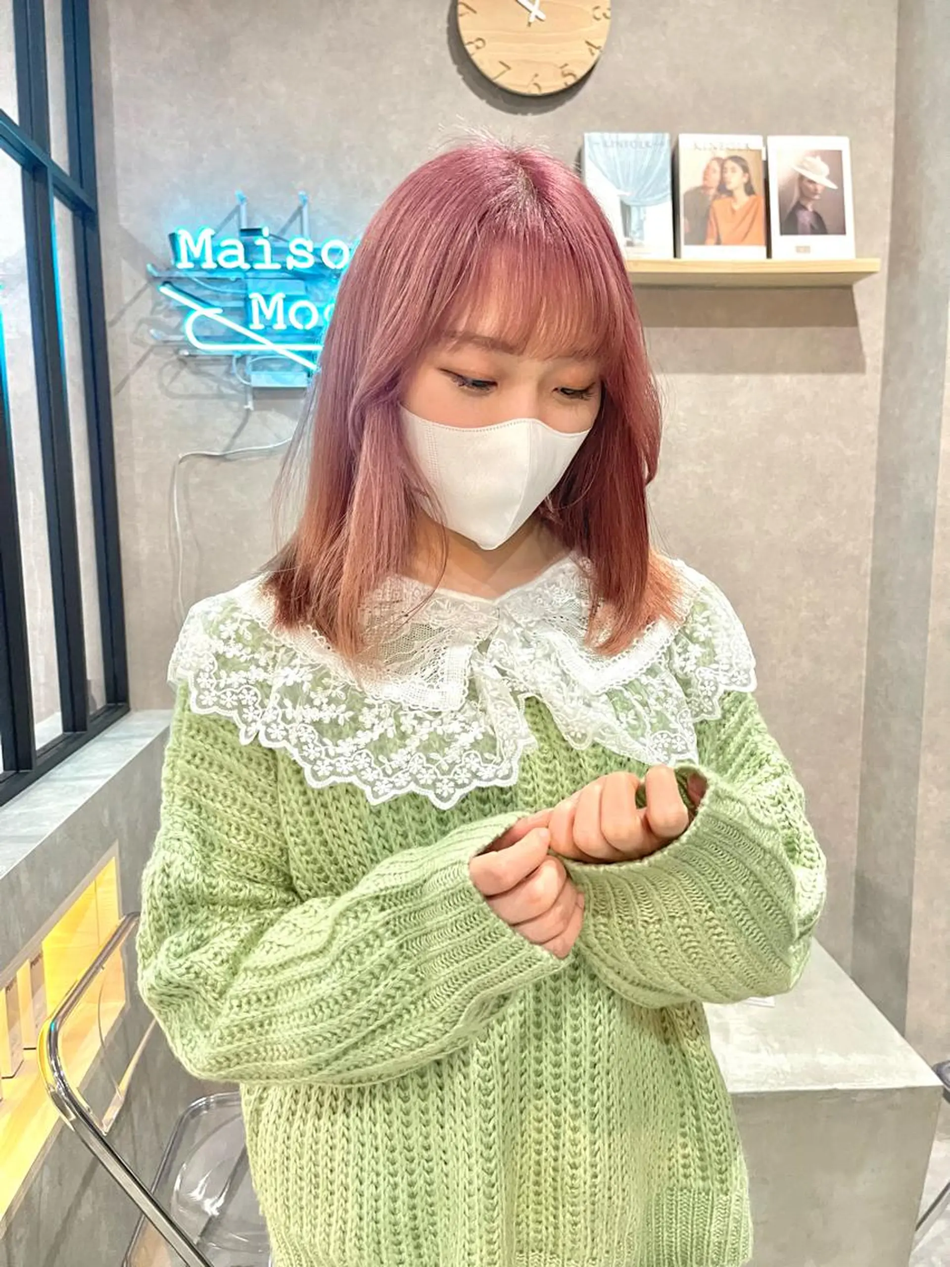 セミロング カラー 一ノ瀬 暁のヘアスタイル