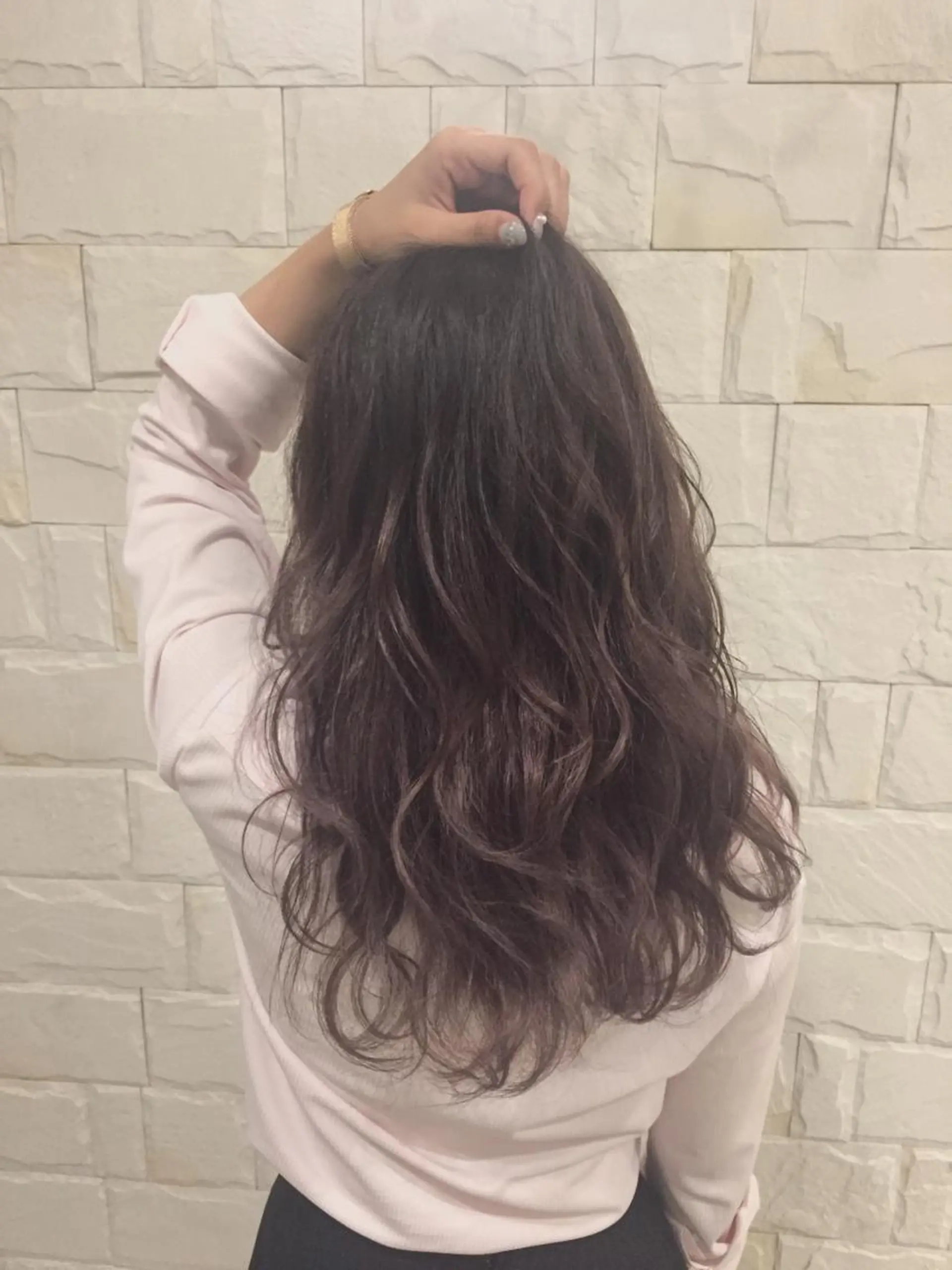 ロング _WHITE 高槻店 平野湧人　/髪質改善のヘアスタイル