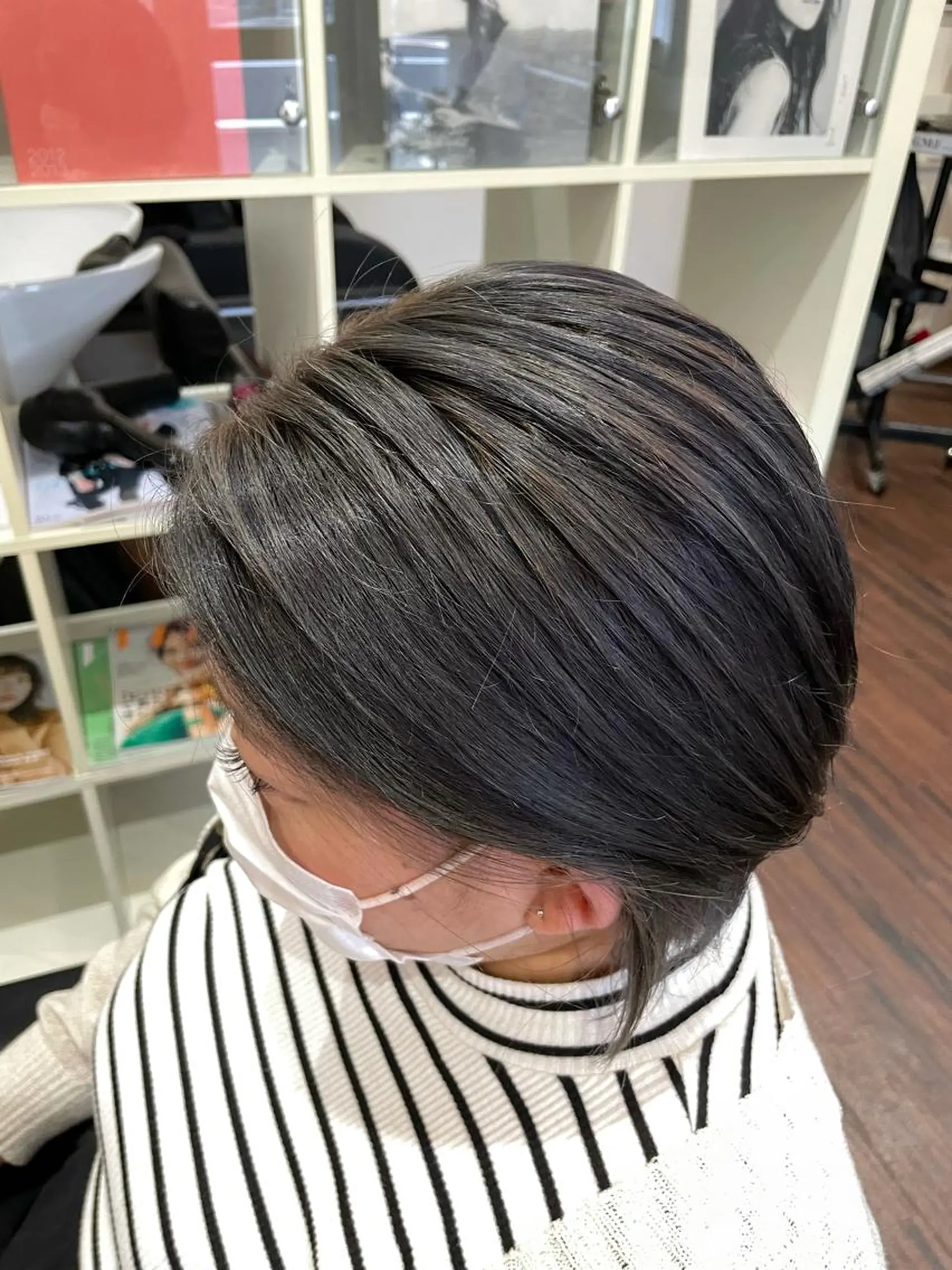 ショート カラー ブリーチ カット ヘアカラー トリートメント シンヤヘアーズ 泉大津本店のヘアスタイル