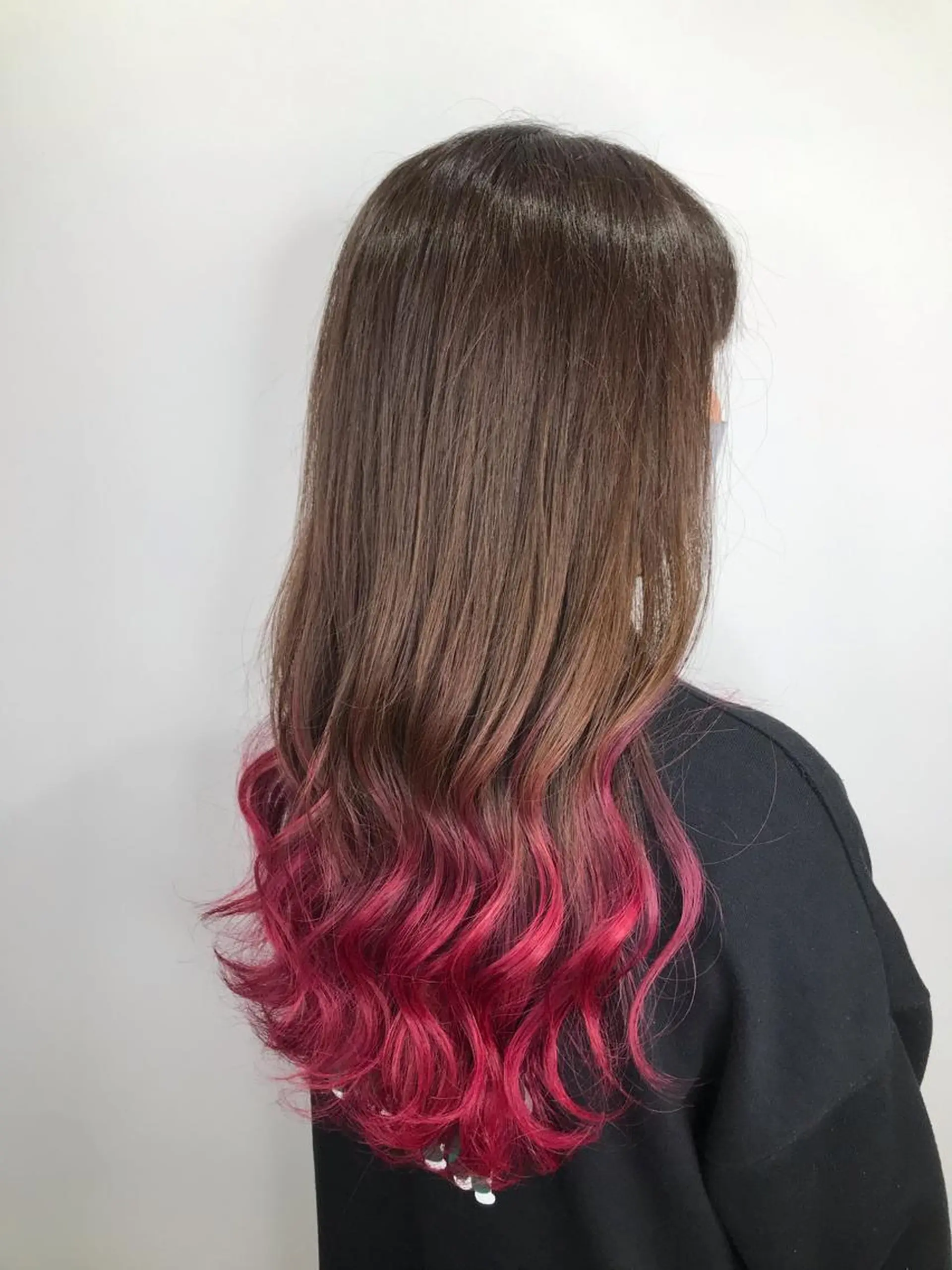 ロング カラー ブリーチ グラデーションカラー ピンクカラー パープルカラー インナーカラー/ ストレート/奥野洸也のヘアスタイル