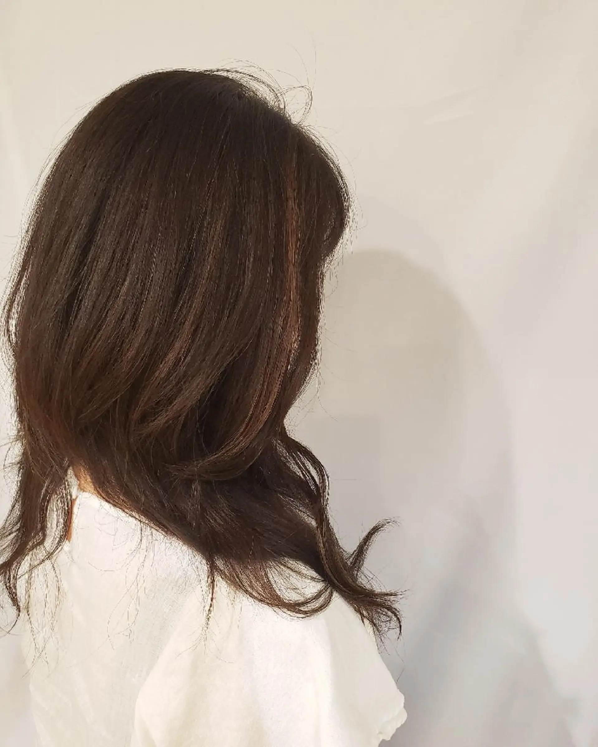 セミロング カラー ベージュカラー ハイライトカラー ハイライト 美谷添（ミヤゾエ） まどか大人ヘアサロンのヘアスタイル