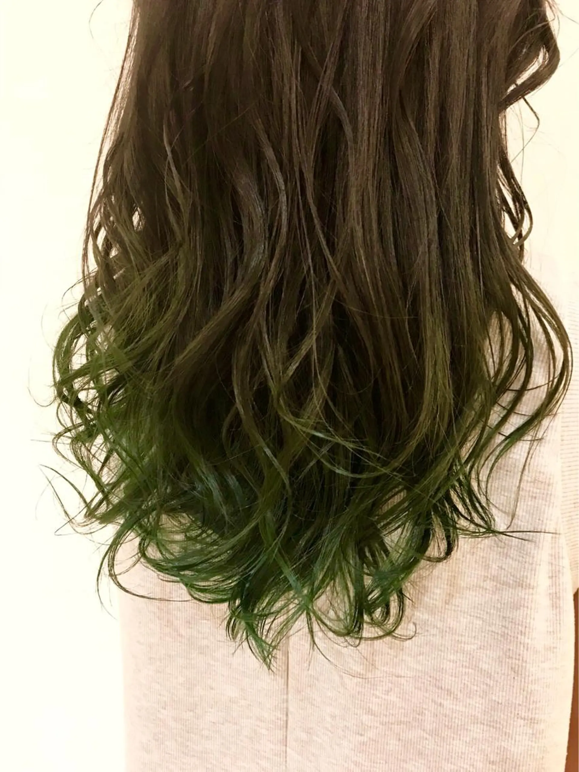 ミディアム シールエクステ×美髪 改善/ヨシモトカンジのヘアスタイル