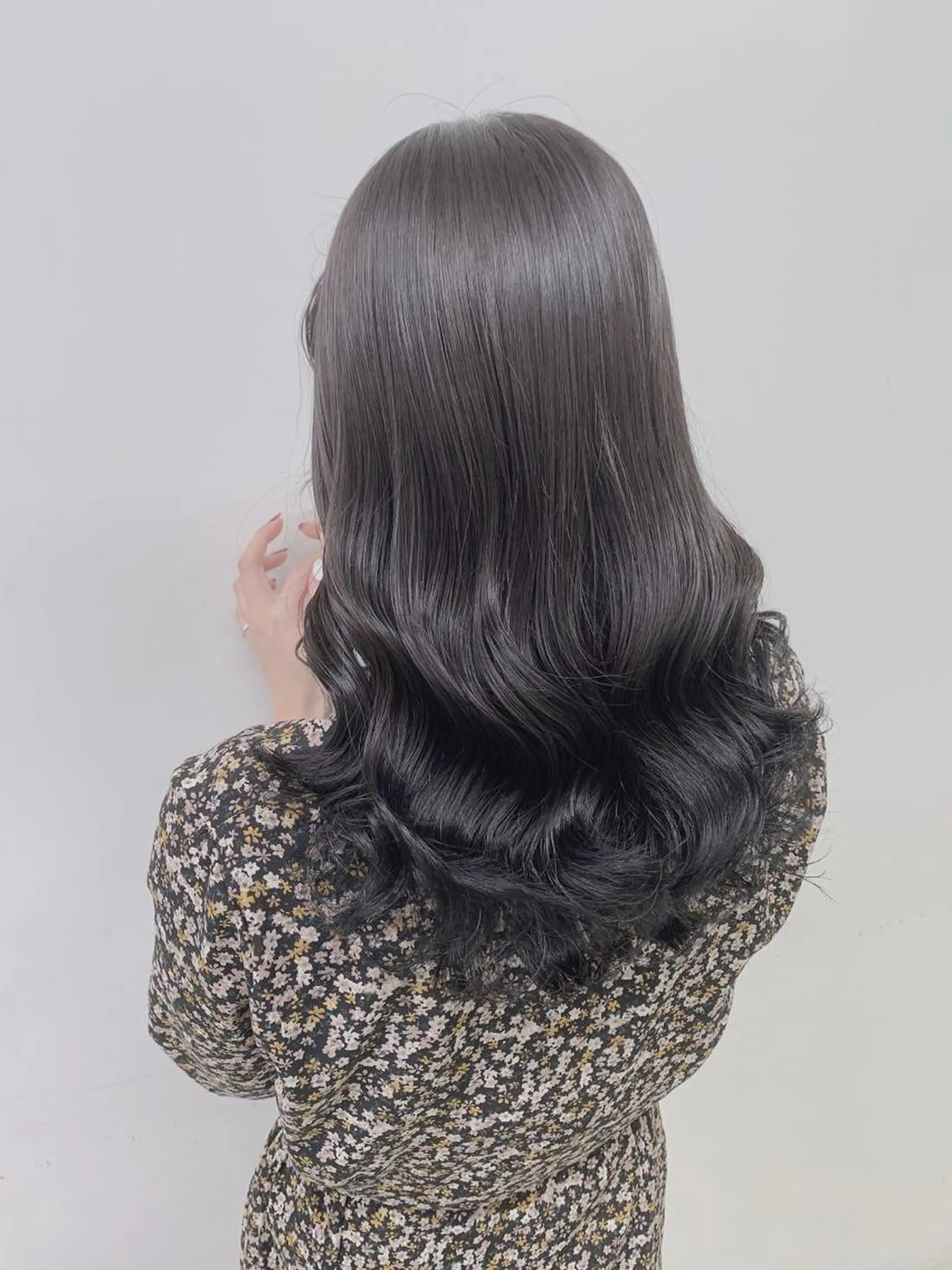 ロング カラー カット ヘアカラー トリートメント ヘアセット ⛄️冬の透明感 カラー⛄️大西のヘアスタイル