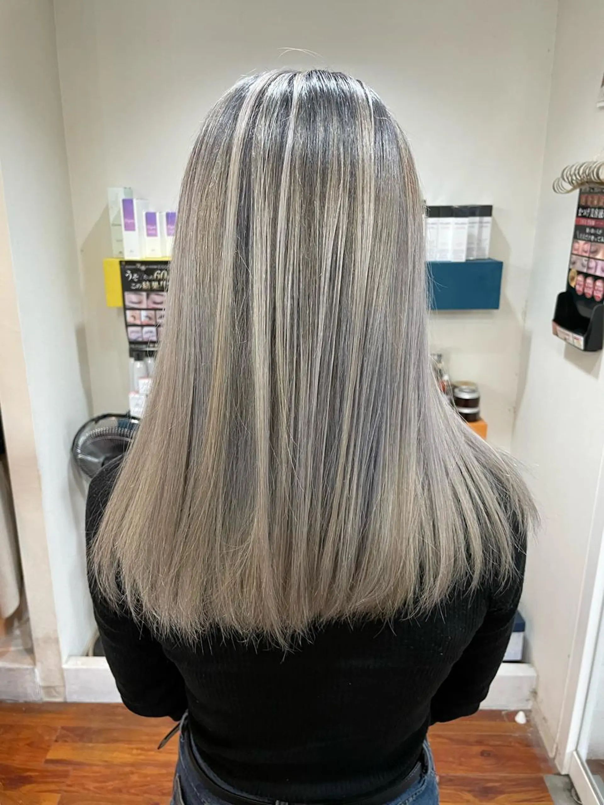 セミロング カラー カット ヘアカラー 高野 真弥のヘアスタイル