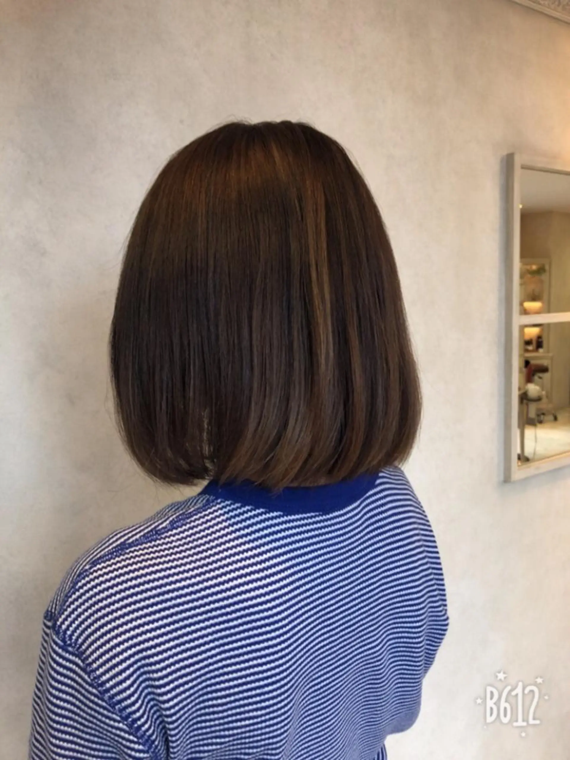 ミディアム ハイライト 大久保 遥日のヘアスタイル
