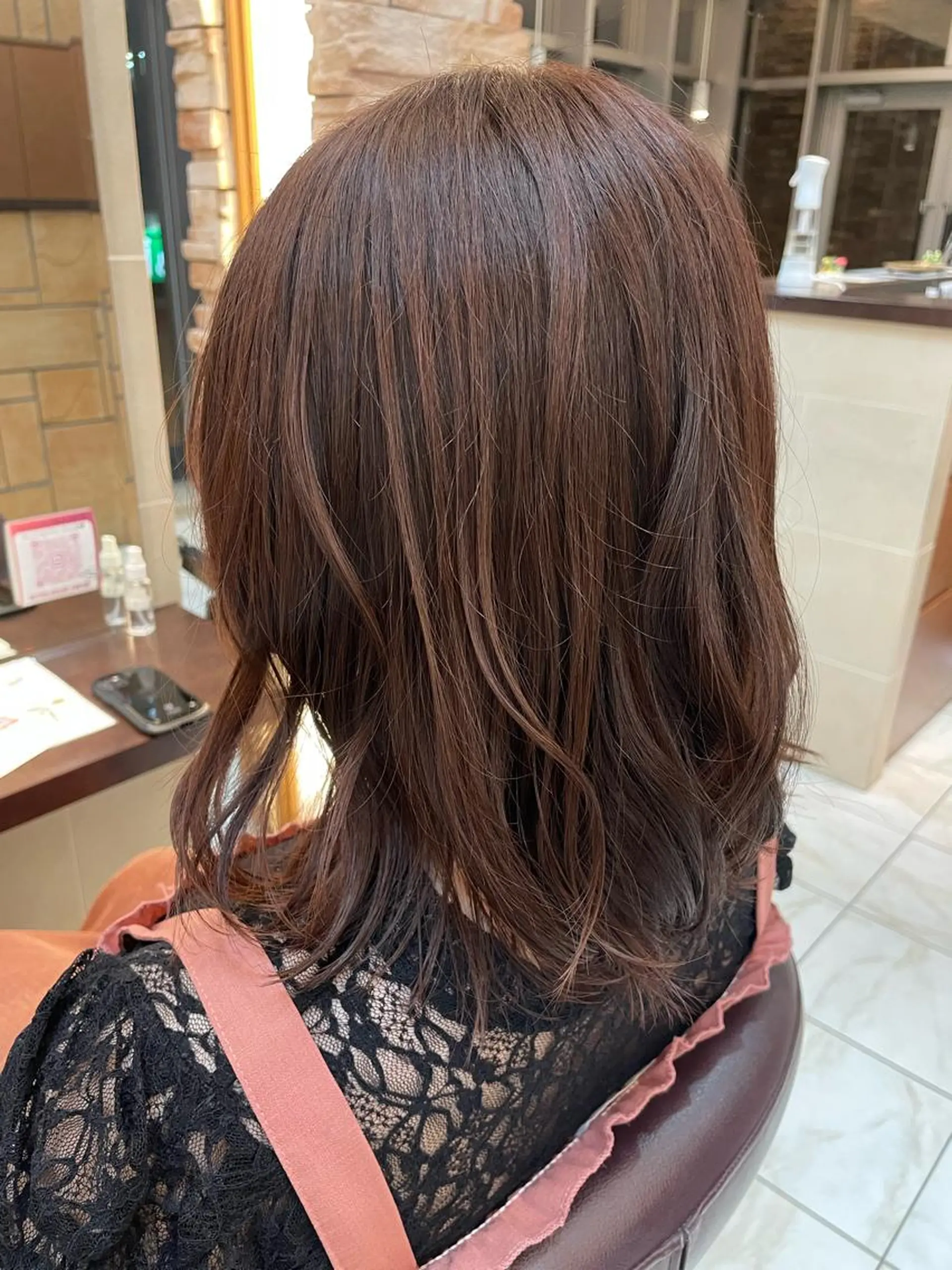 ミディアム カラー カット ヘアカラー トリートメント 垢抜け透明感カラー 🌻篠崎梓🌻のヘアスタイル