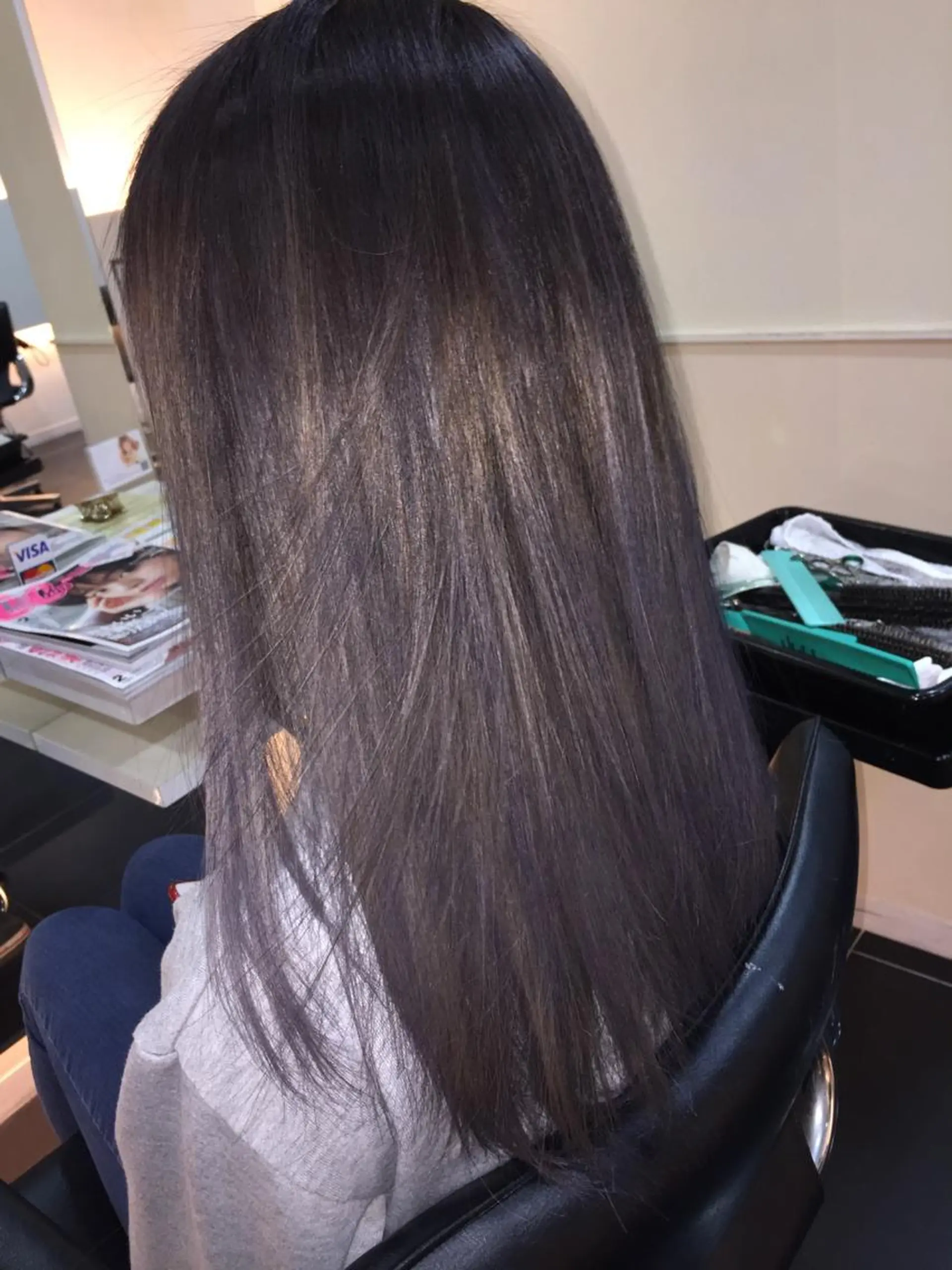 ロング カラー 関口 友行のヘアスタイル