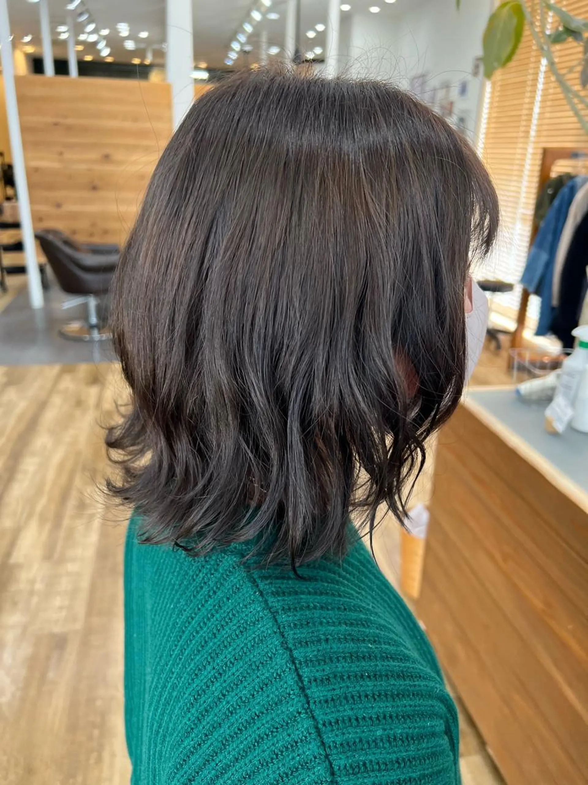 ショート パーマ 外ハネヘア 小池 楓のヘアスタイル
