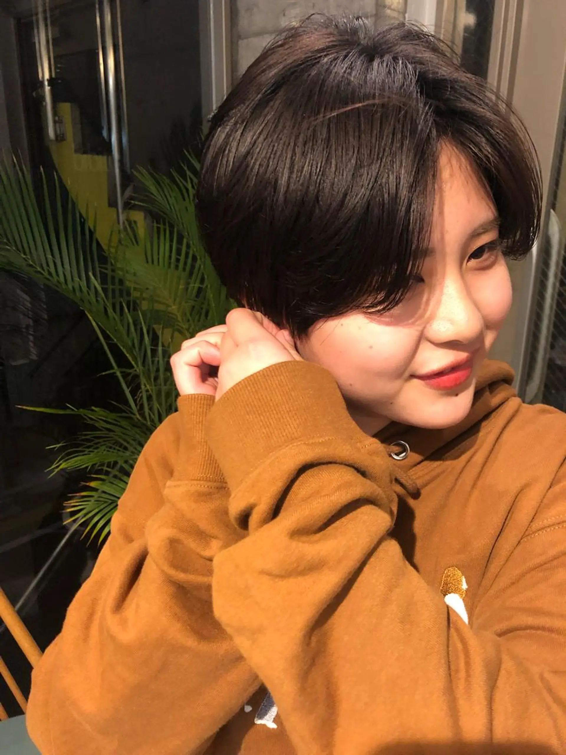 ショート 🌈圧倒的デザイン力 内井省吾のヘアスタイル