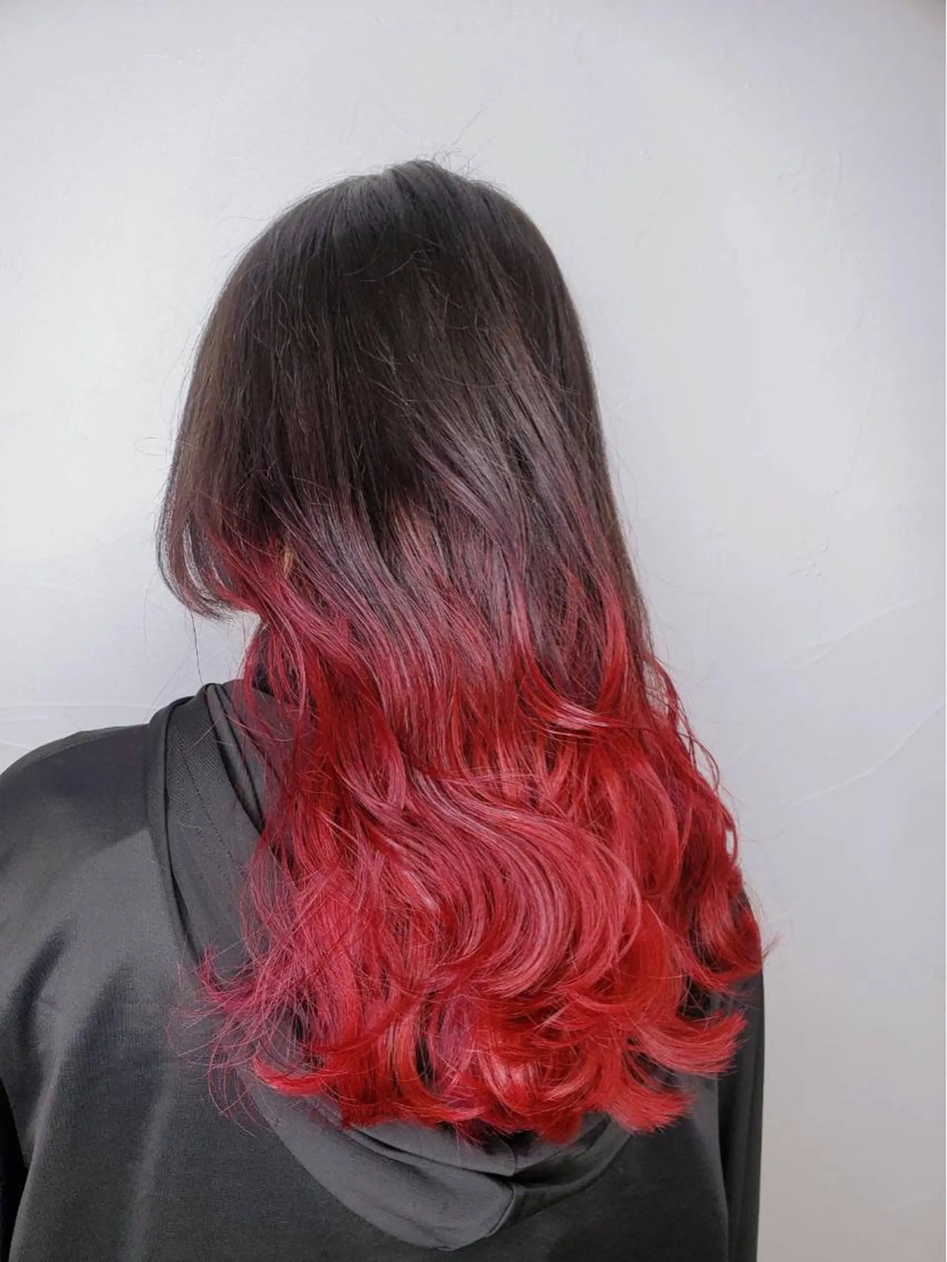 ロング 派手髪支持率No1 Eisukeのヘアスタイル